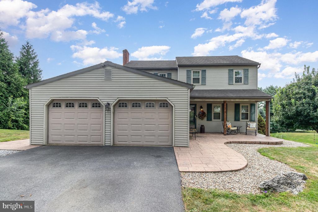 Photo of 212 Weaver Drive, LITITZ, PA 17543 (MLS # PALA2075844)