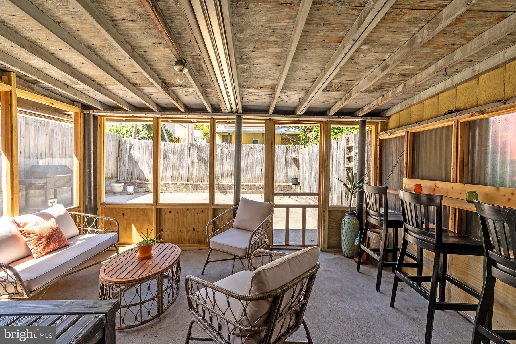 7016 TORRESDALE
