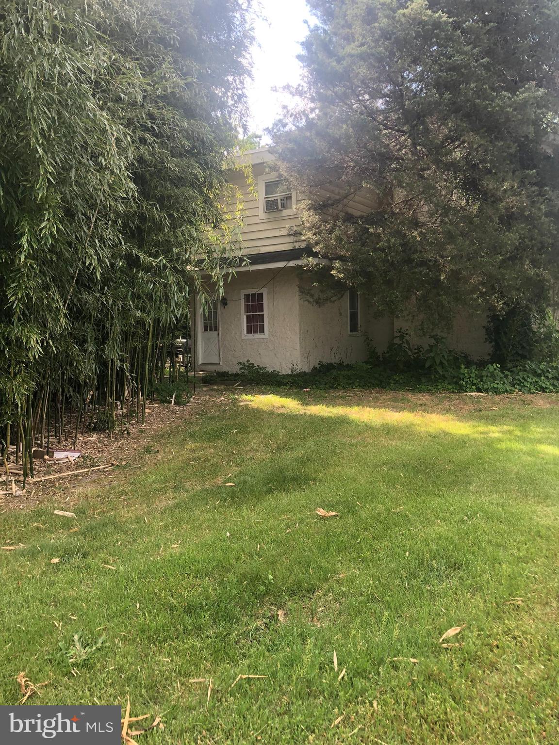 16 WHITE HORSE PIKE