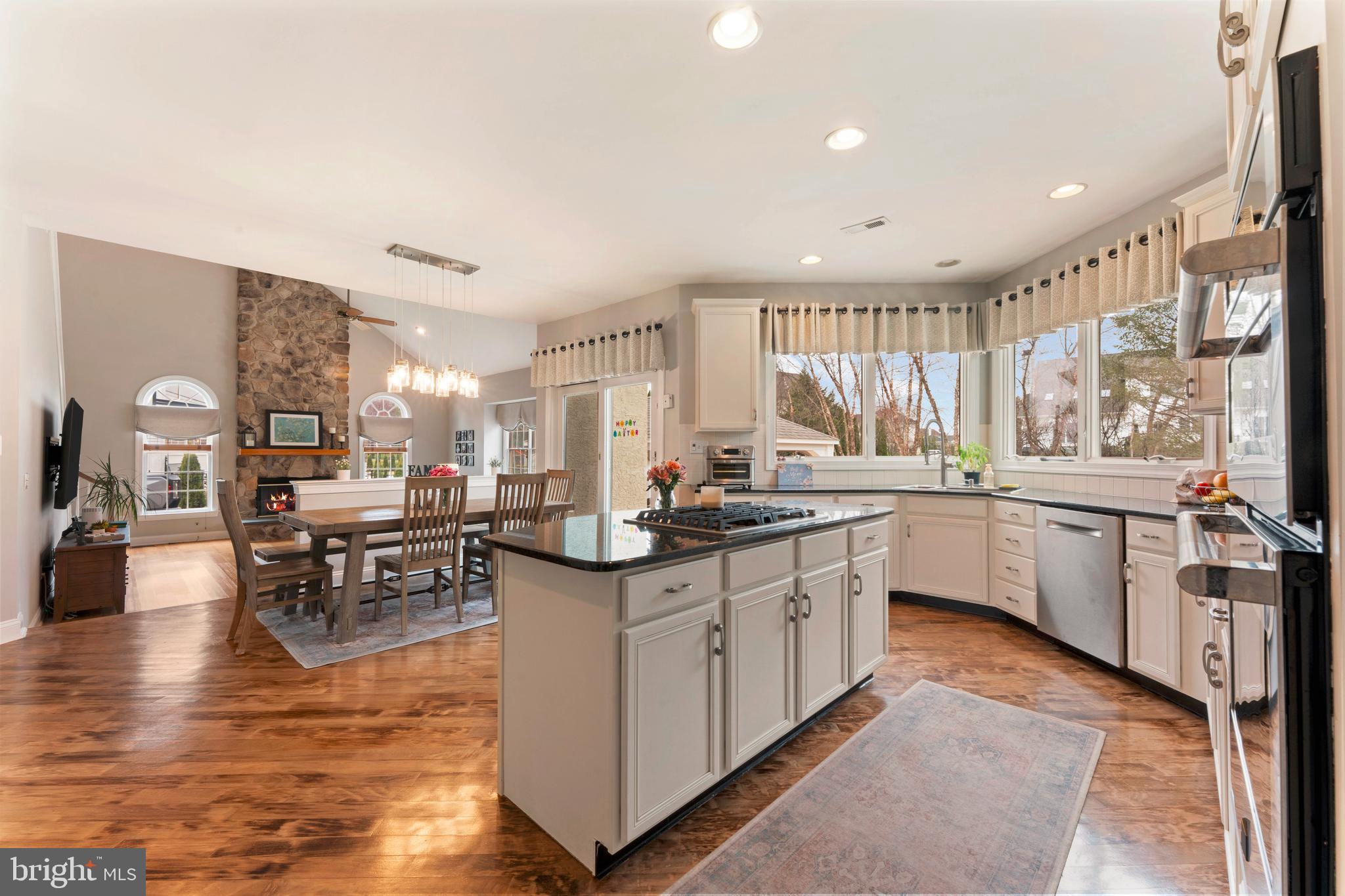 NORTHAMPTON HUNT - Residential