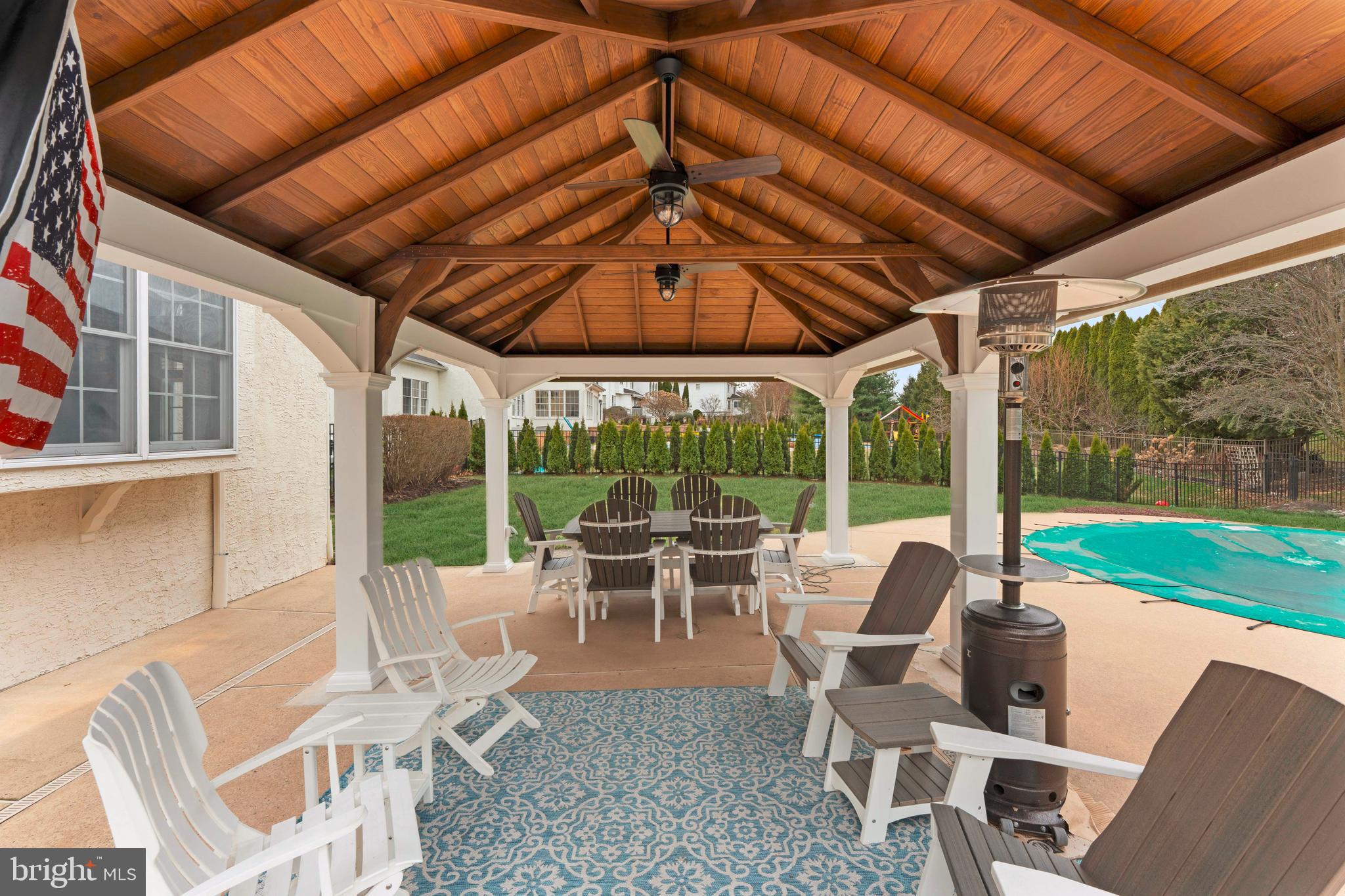 NORTHAMPTON HUNT - Residential