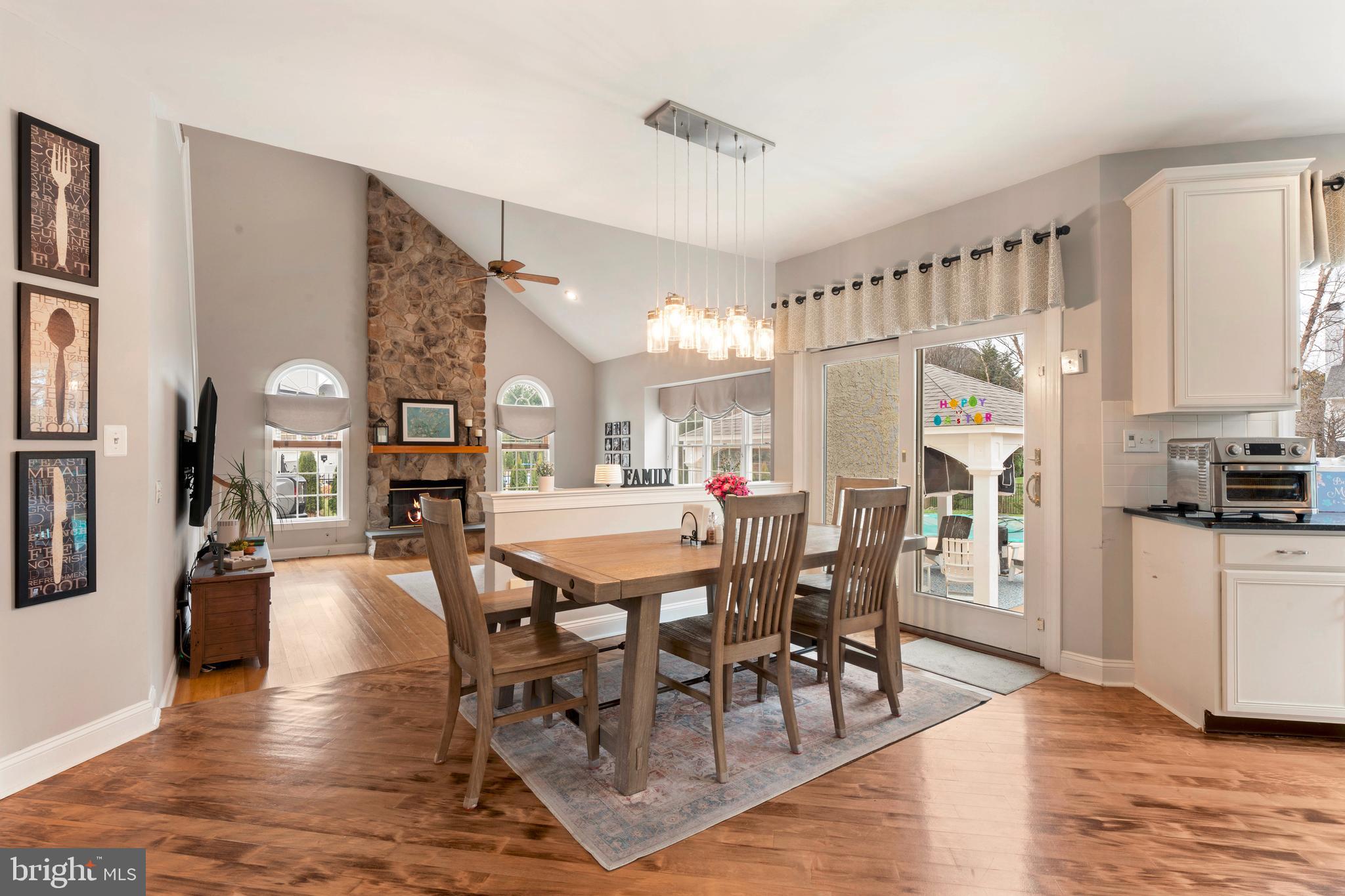 NORTHAMPTON HUNT - Residential