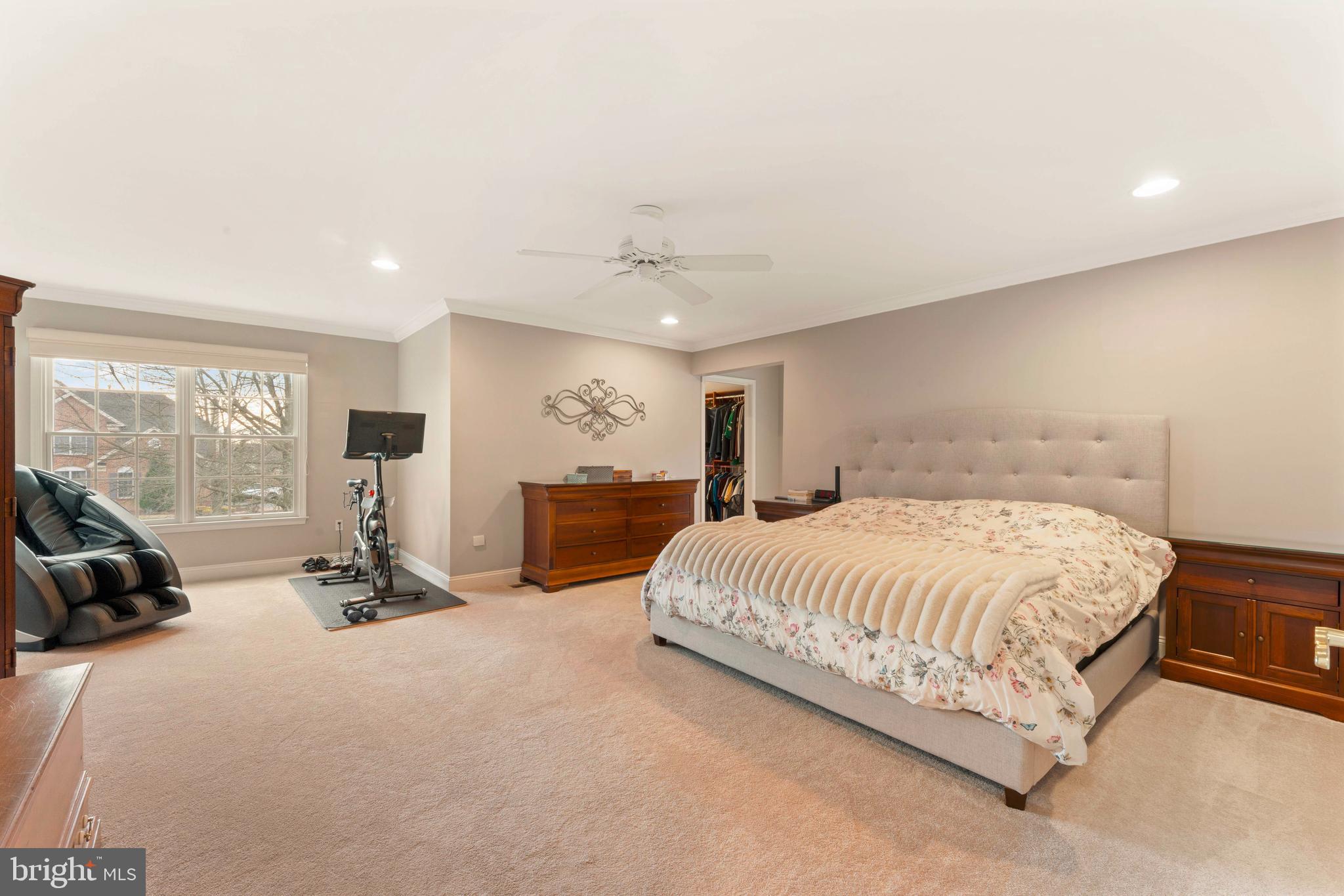 NORTHAMPTON HUNT - Residential