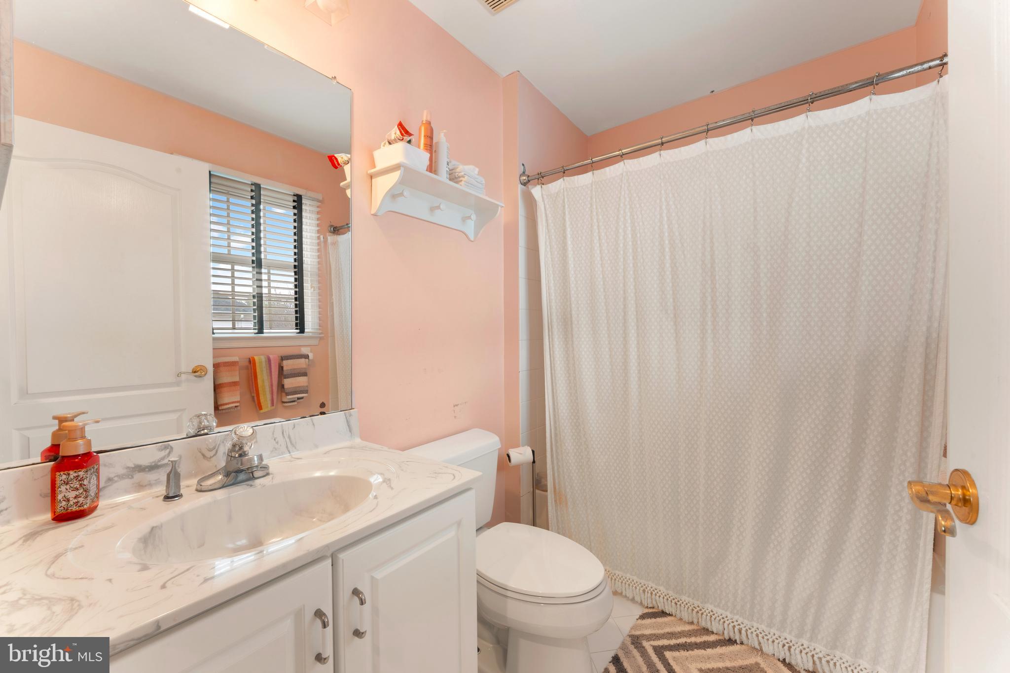 NORTHAMPTON HUNT - Residential