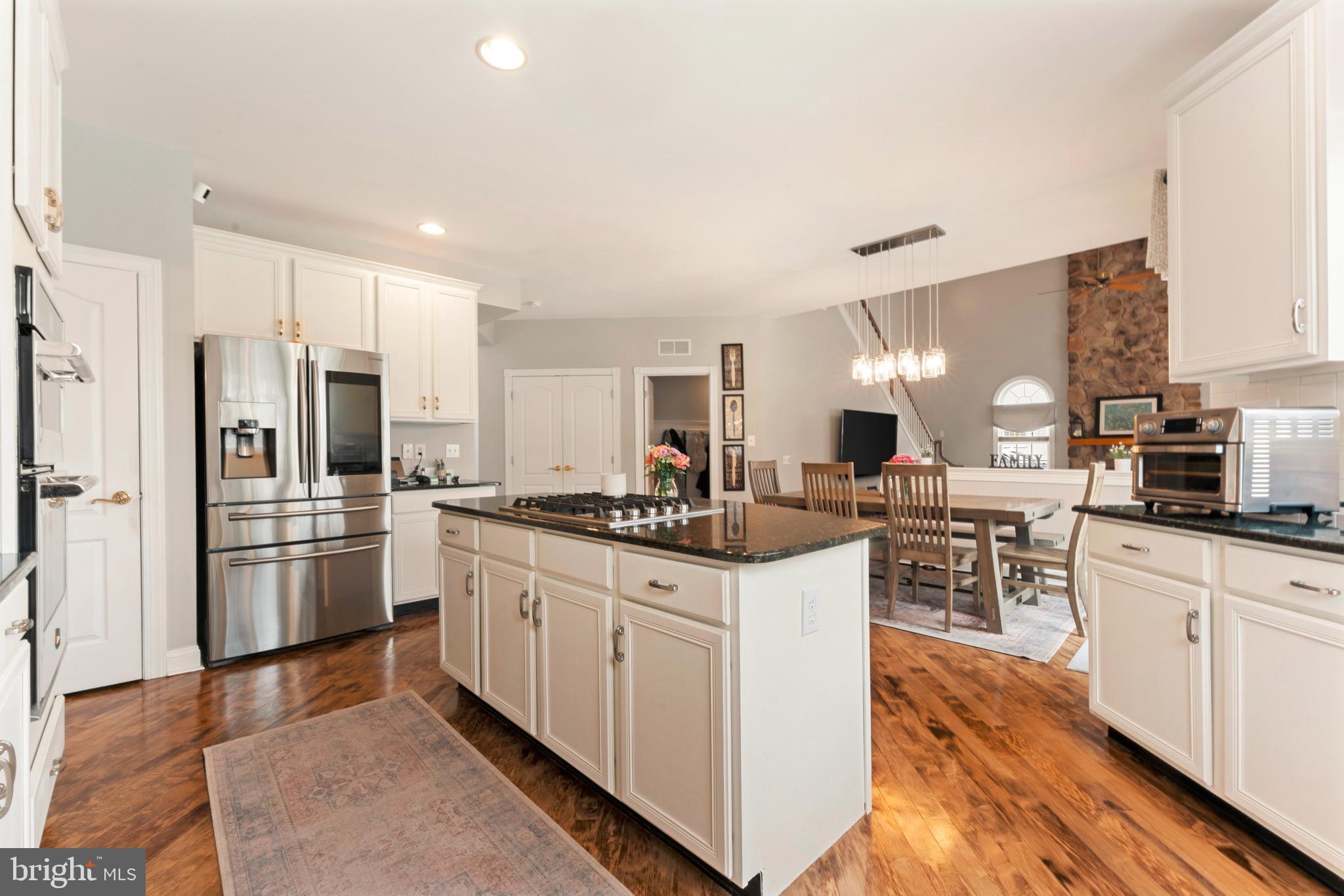 NORTHAMPTON HUNT - Residential