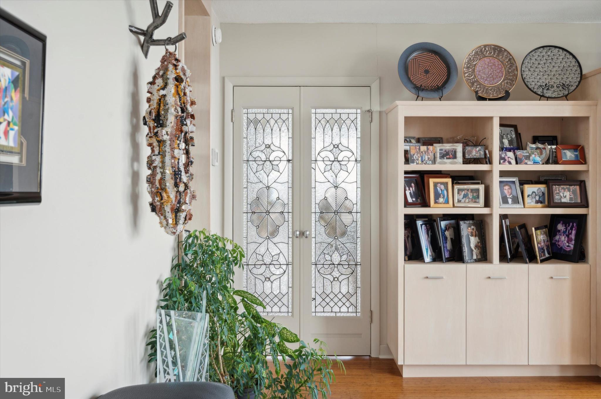 SOCIETY HILL - Residential