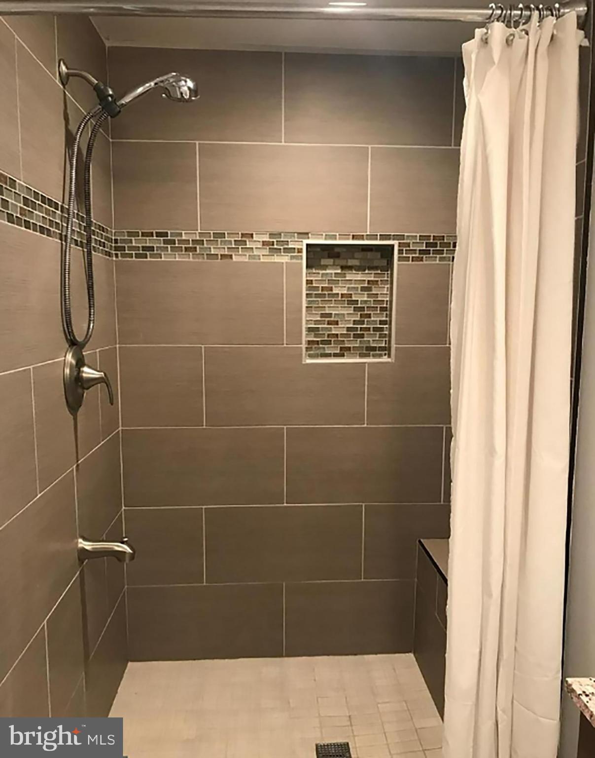 BRADFIELD - Residential Lease