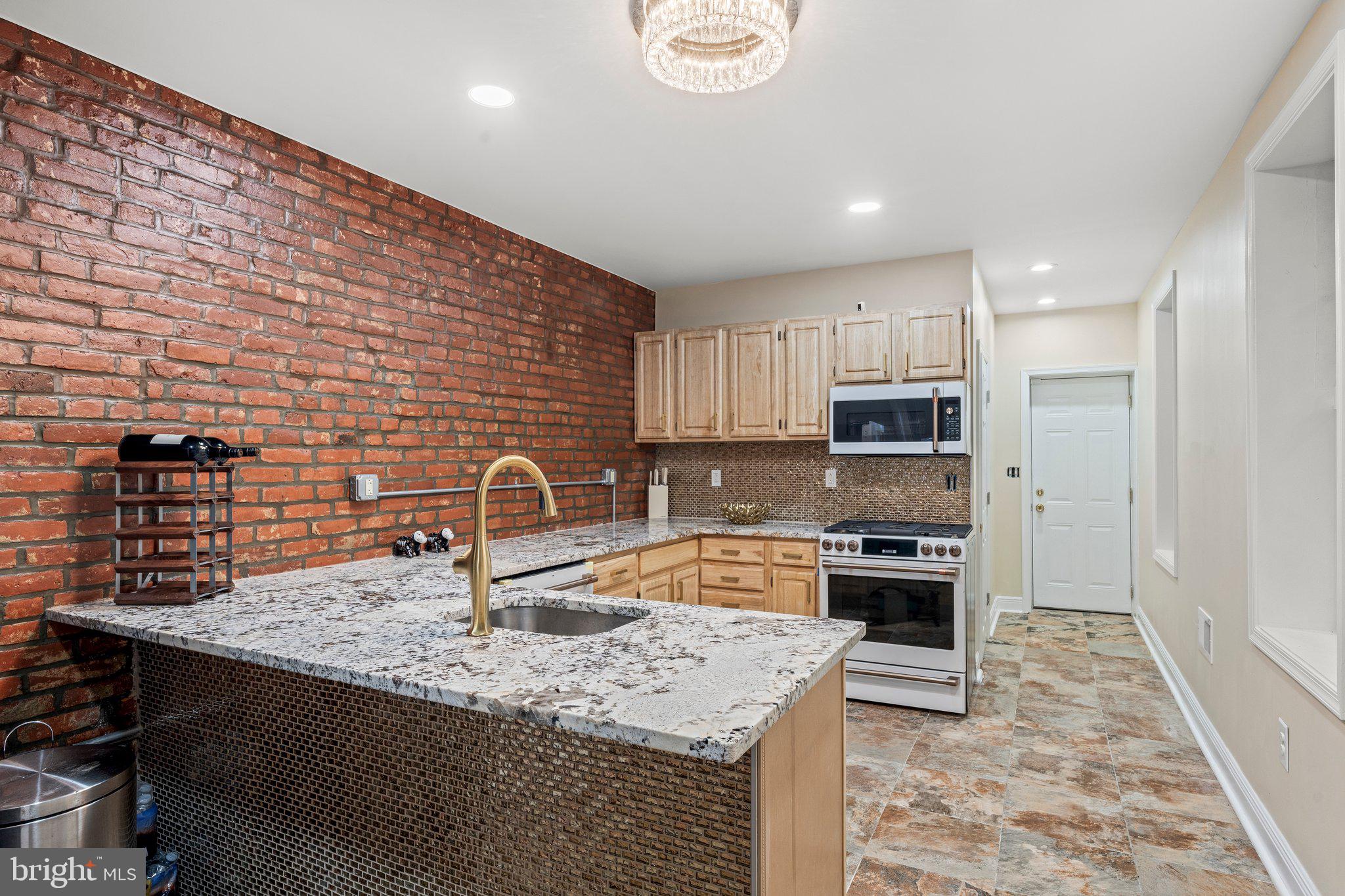 ALLEGHENY WEST - Residential