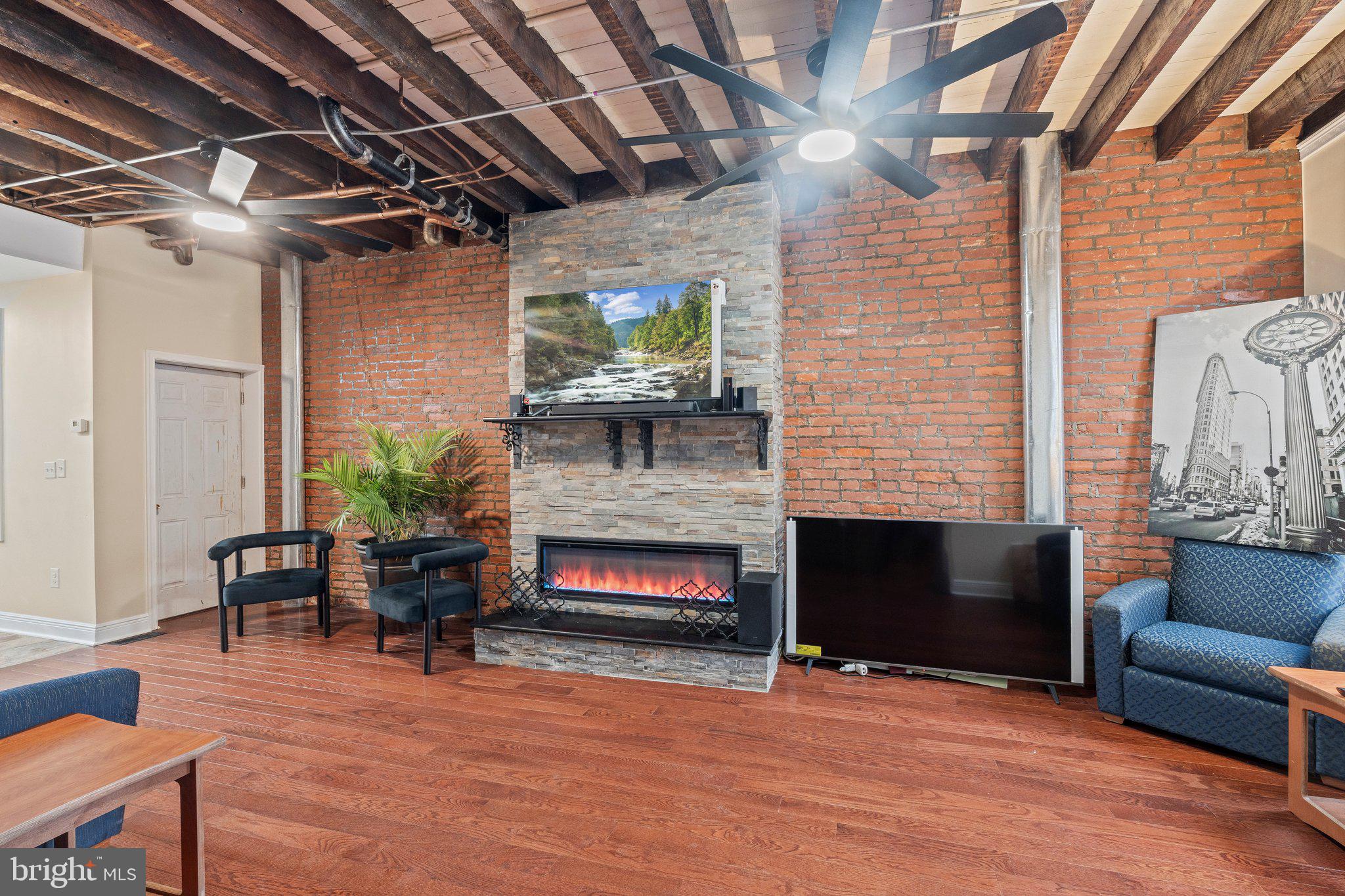 2434 N 16TH STREET
