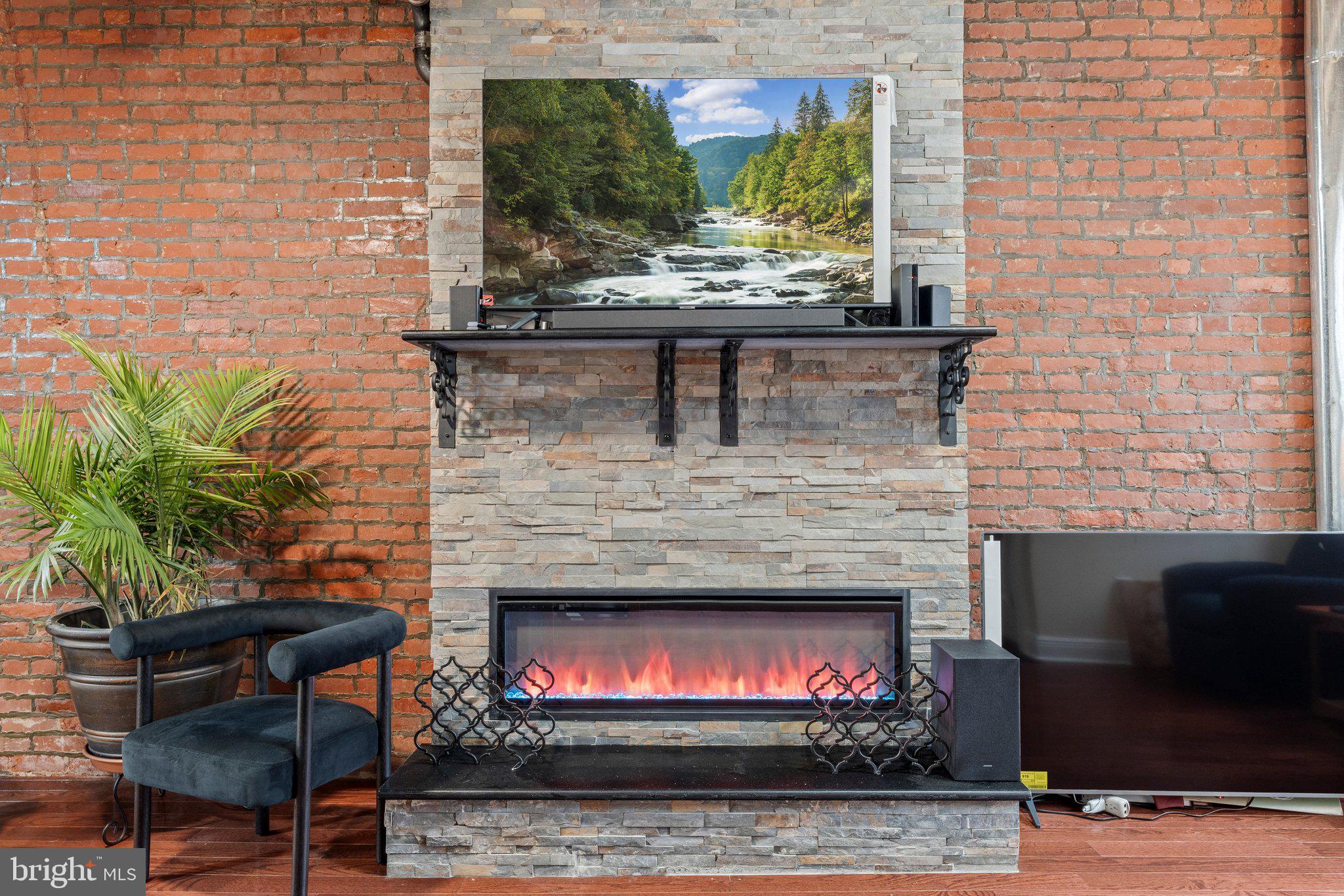 ALLEGHENY WEST - Residential