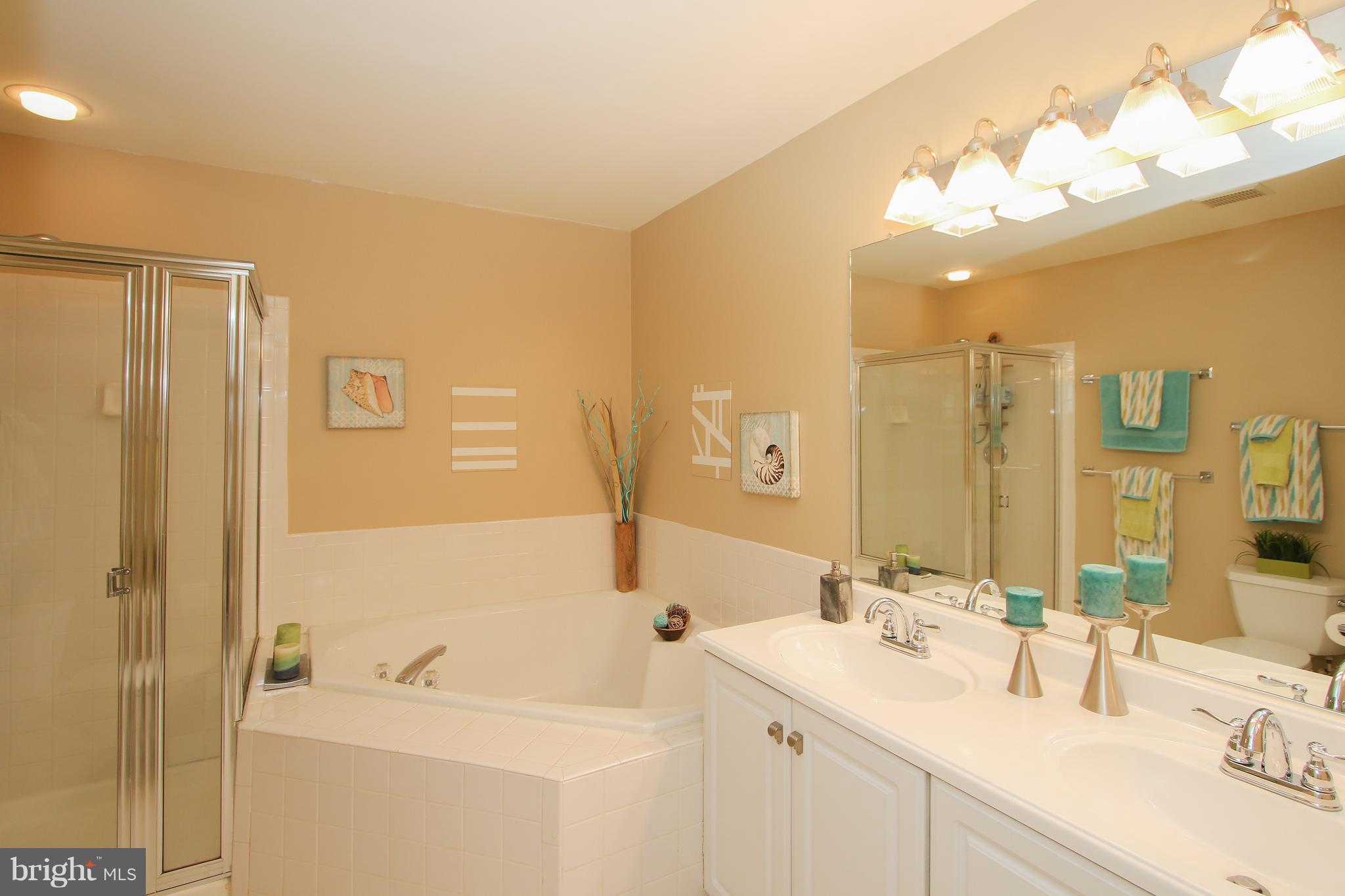 POTOMAC LAKES - Residential