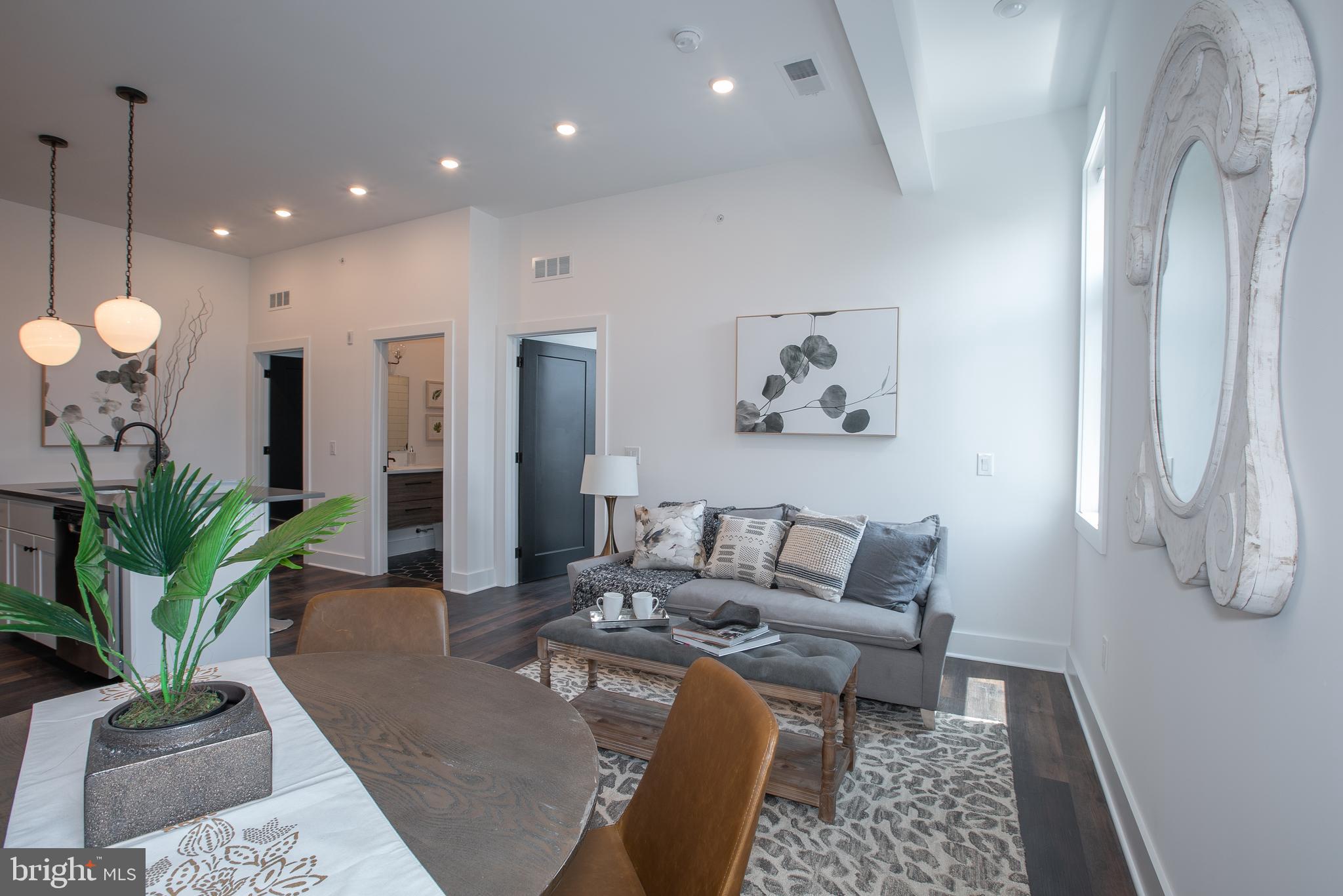 2940 W THOMPSON STREET UNIT 307