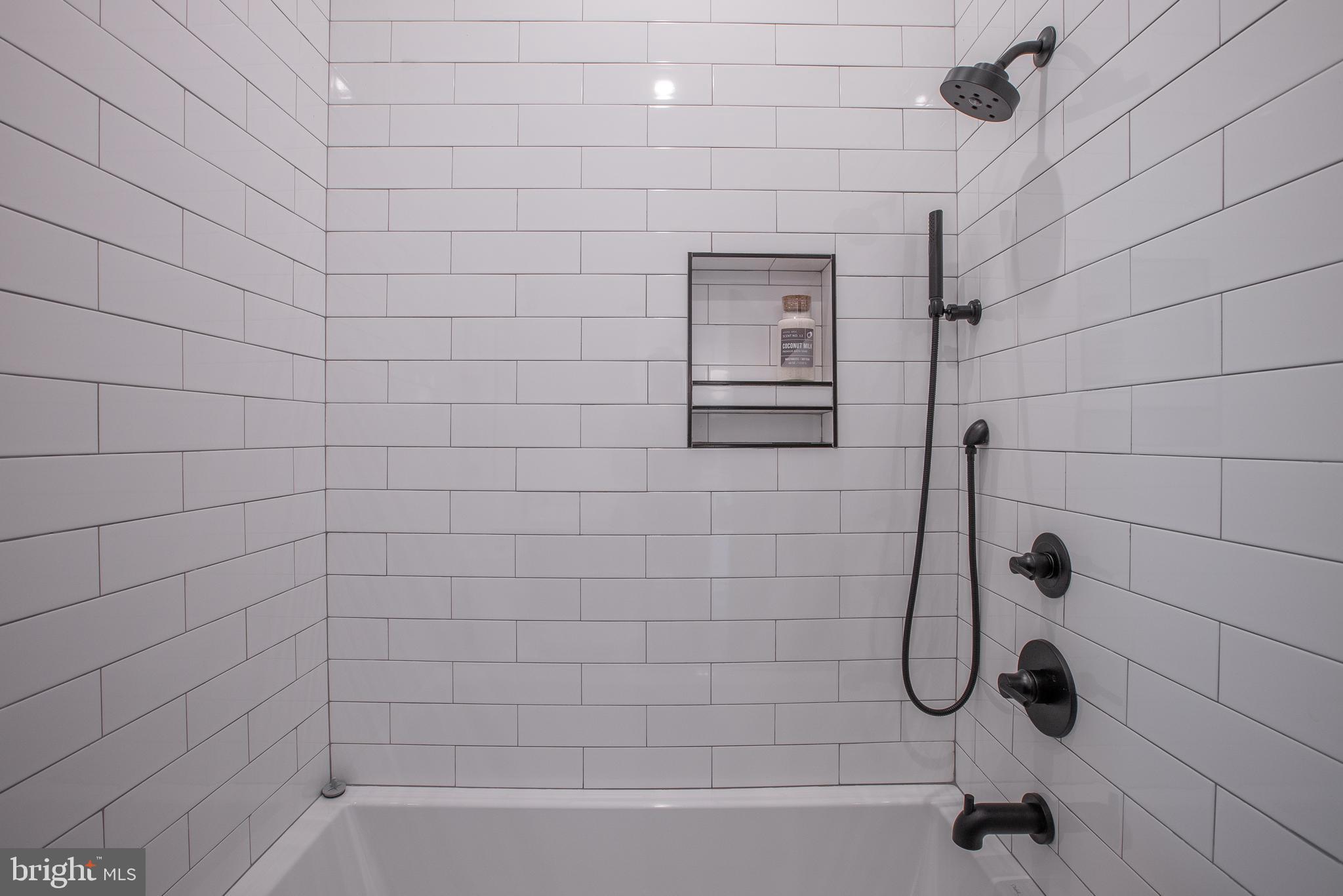 BREWERYTOWN - Residential Lease