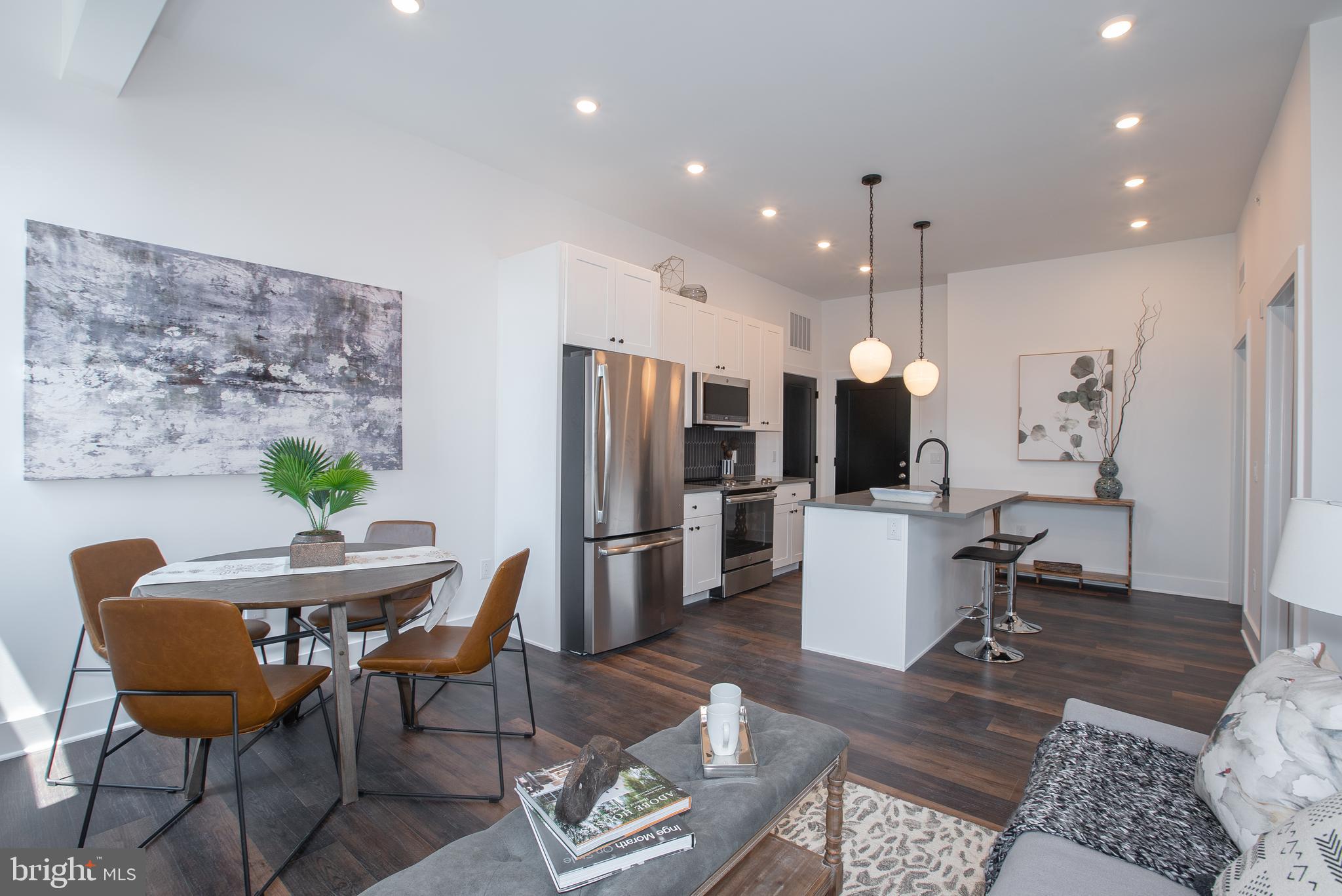 2940 W THOMPSON STREET UNIT 307