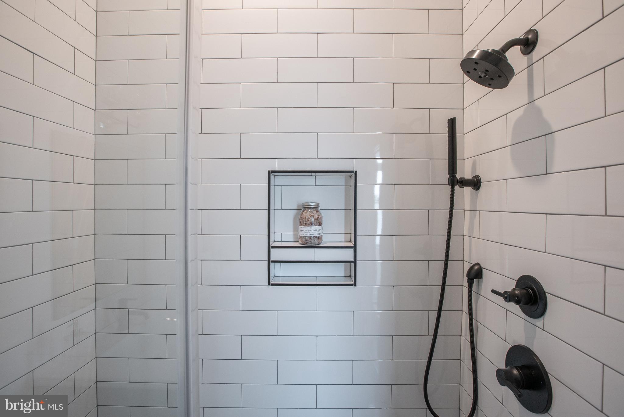 BREWERYTOWN - Residential Lease