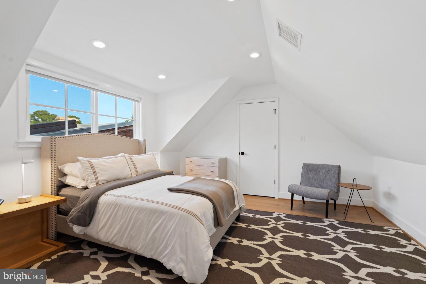 GEORGETOWN - Residential