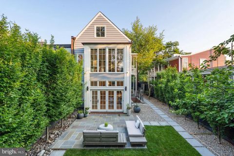 3417 R STREET NW WASHINGTON DC 20007