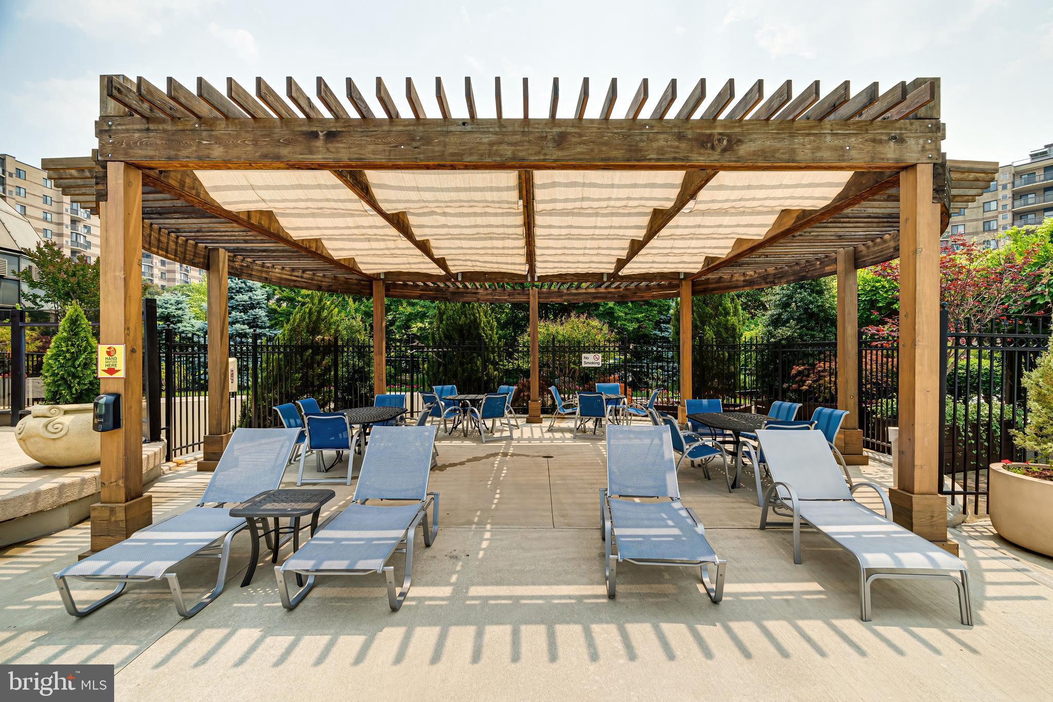 ROTONDA - Residential