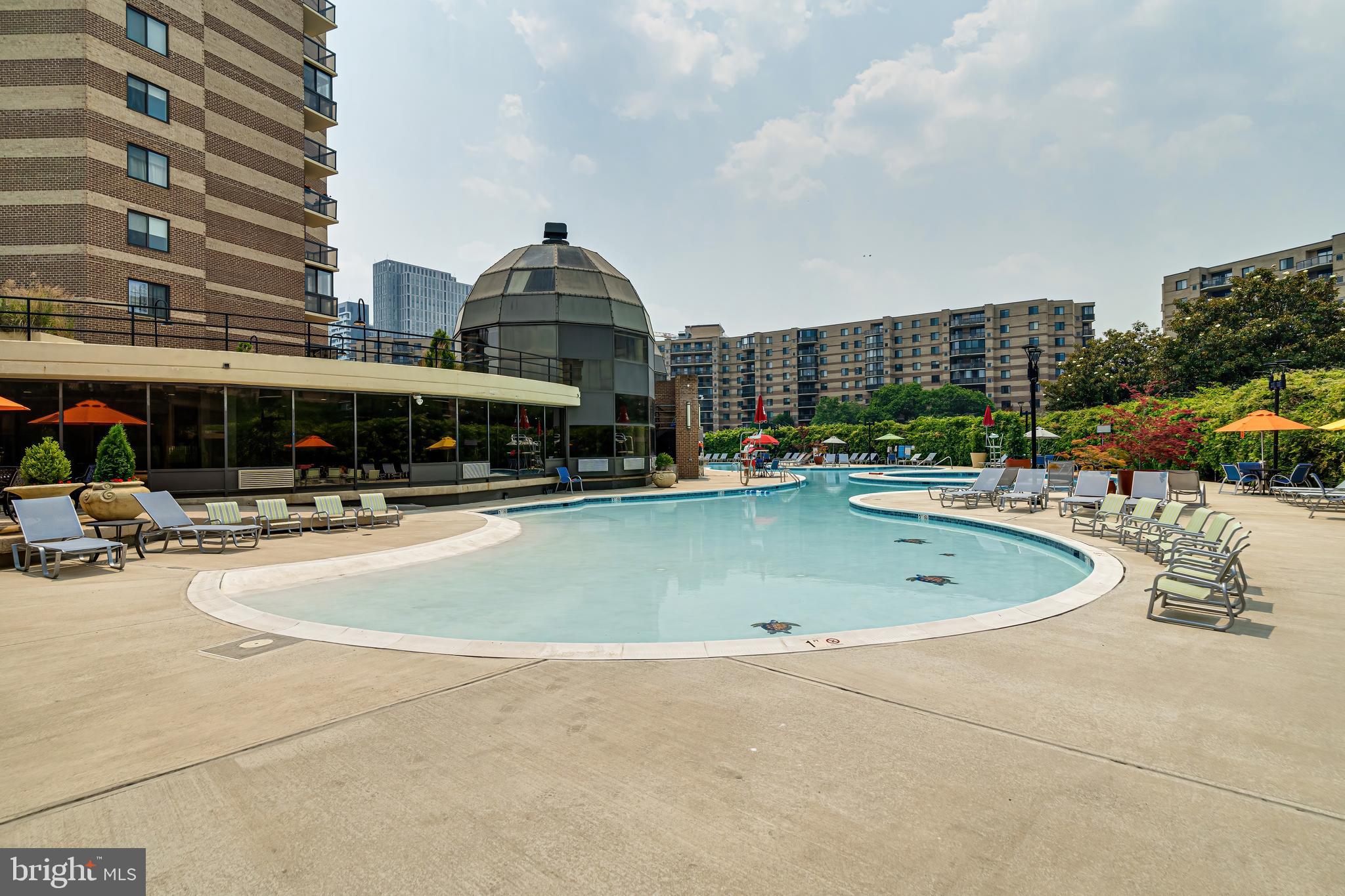 ROTONDA - Residential