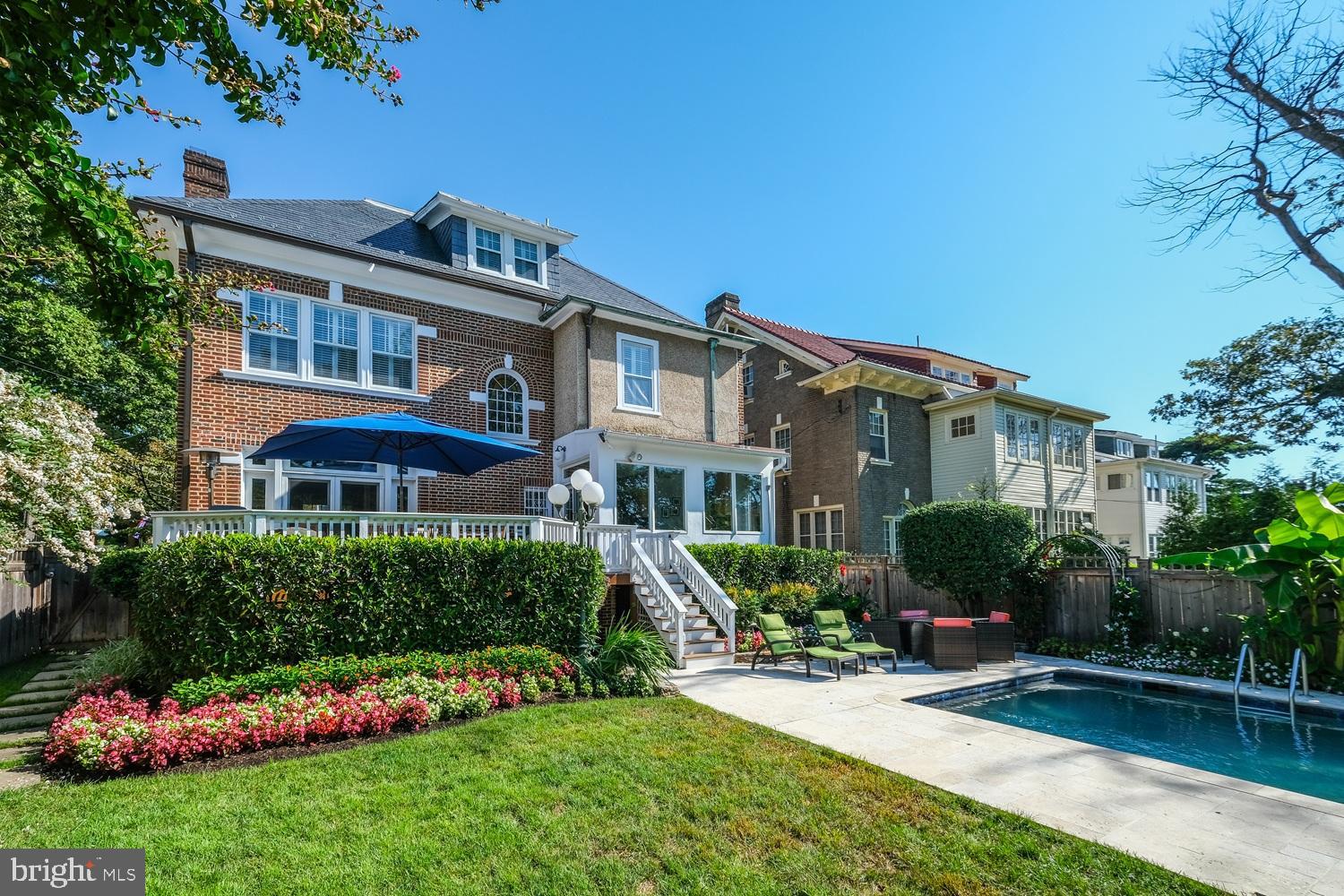 1606 VARNUM STREET NW