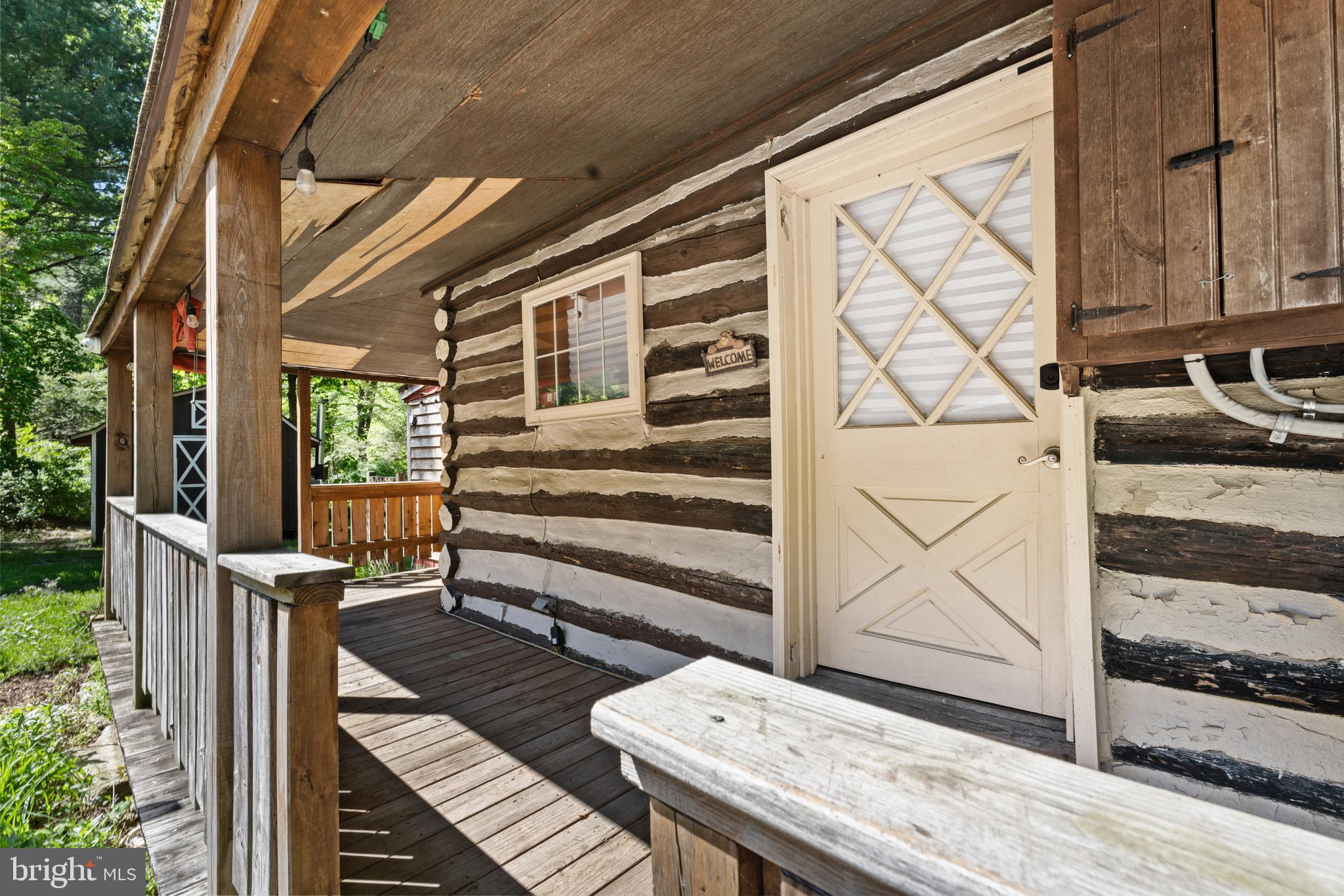 MOUNTAINDALE - Residential