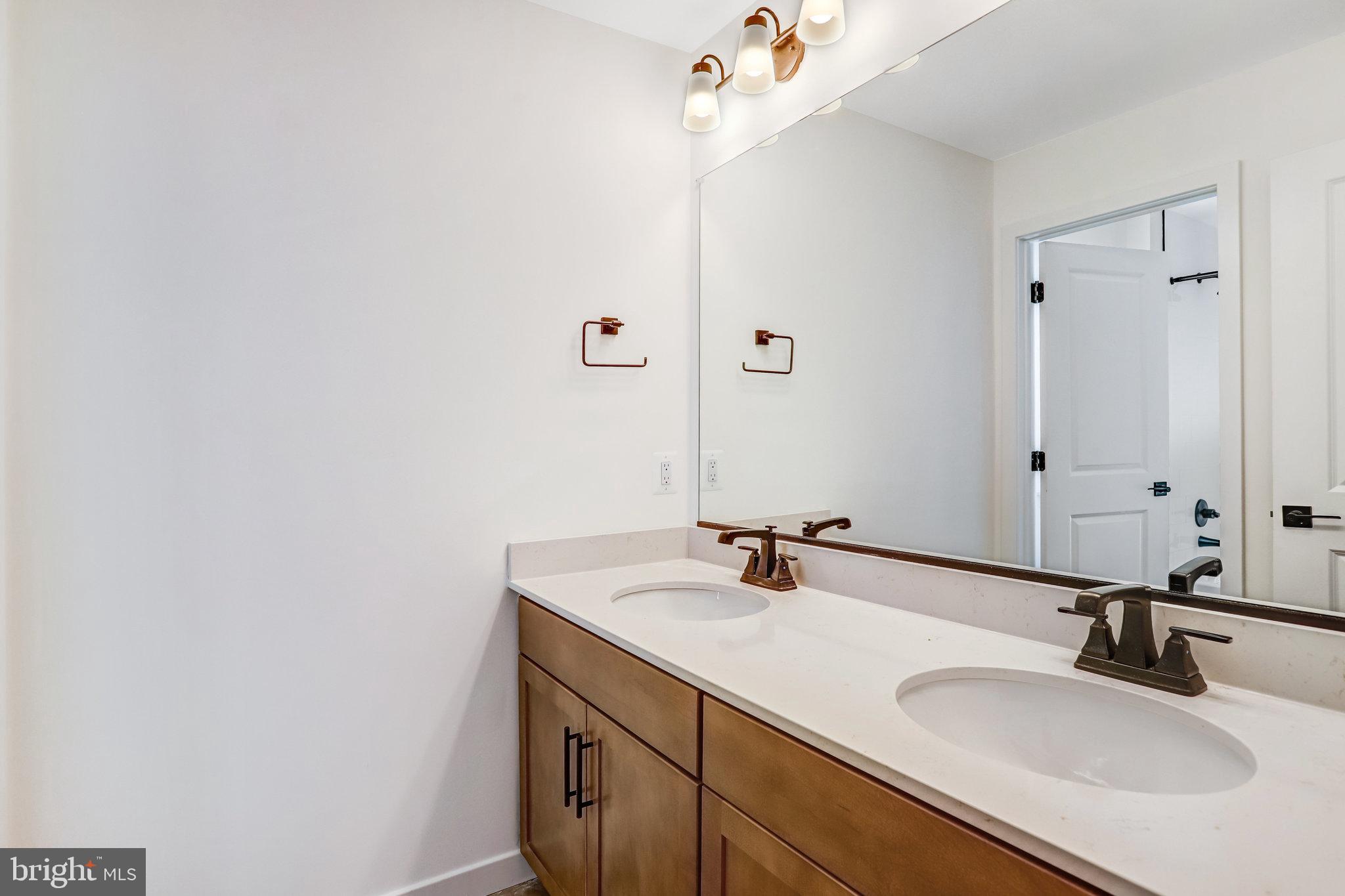 ENCLAVE AT ARUNDEL HILLS - Residential