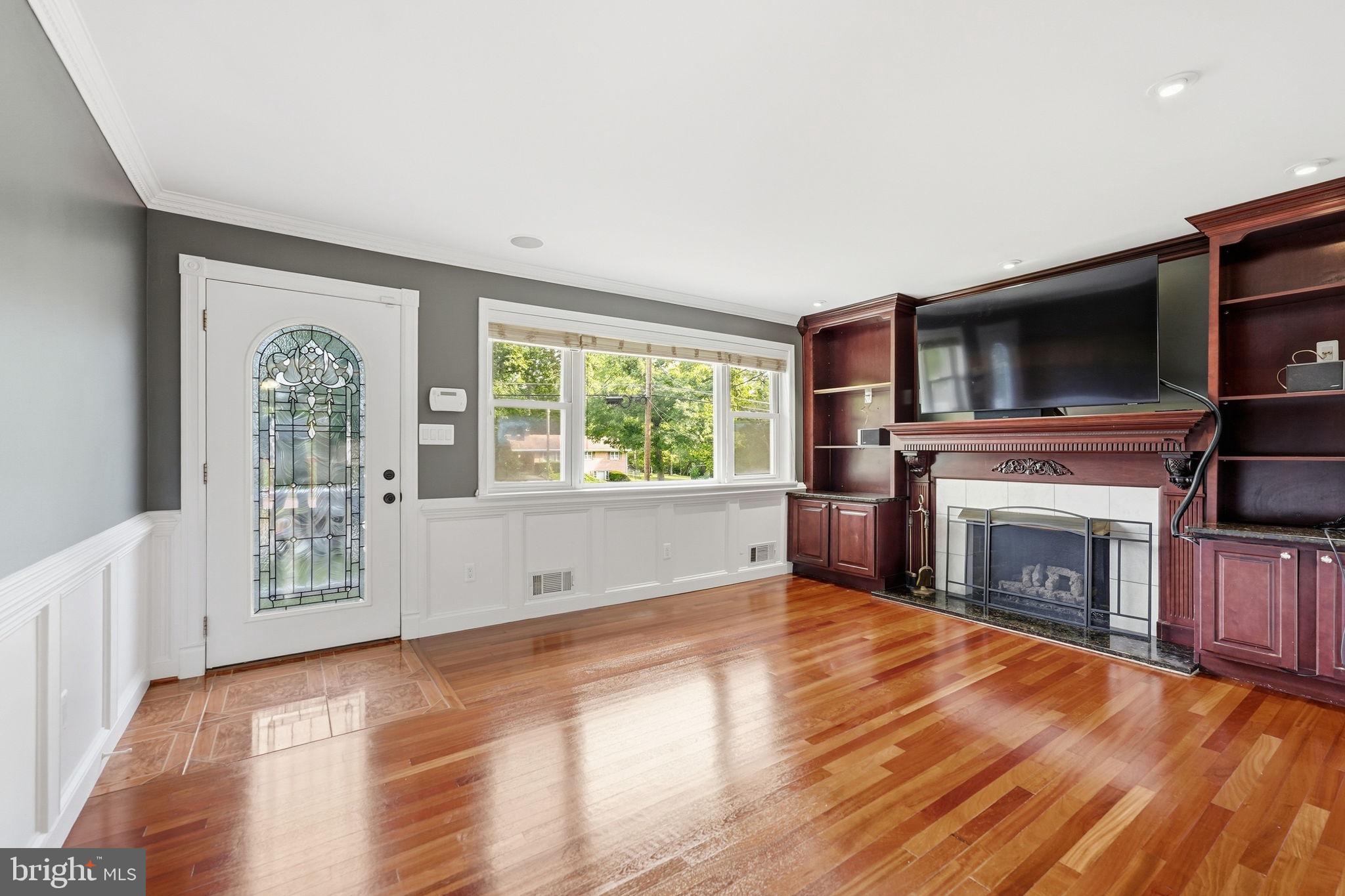 8411 LELAND ROAD