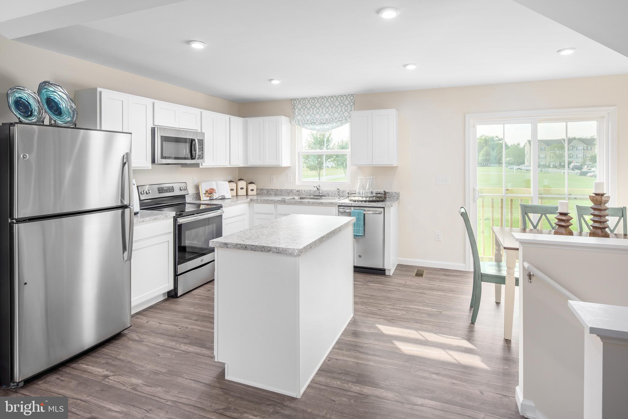 RIDGELY FOREST - Residential