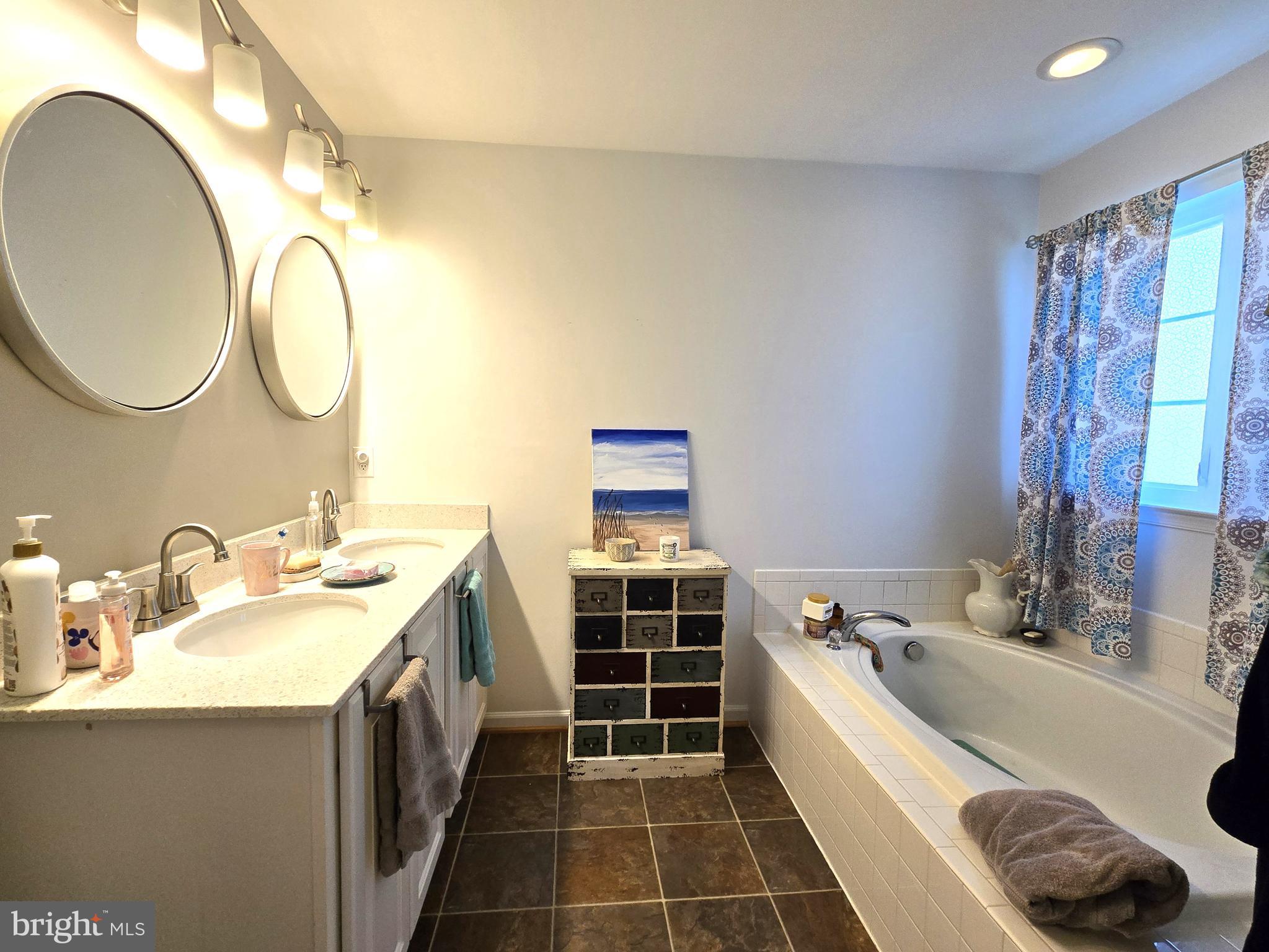 STEPHENS LANDING - Residential