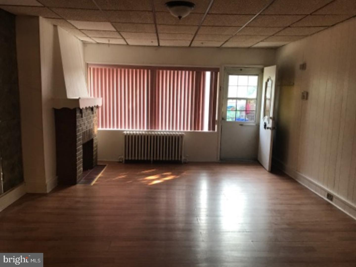 OXFORD CIRCLE - Residential