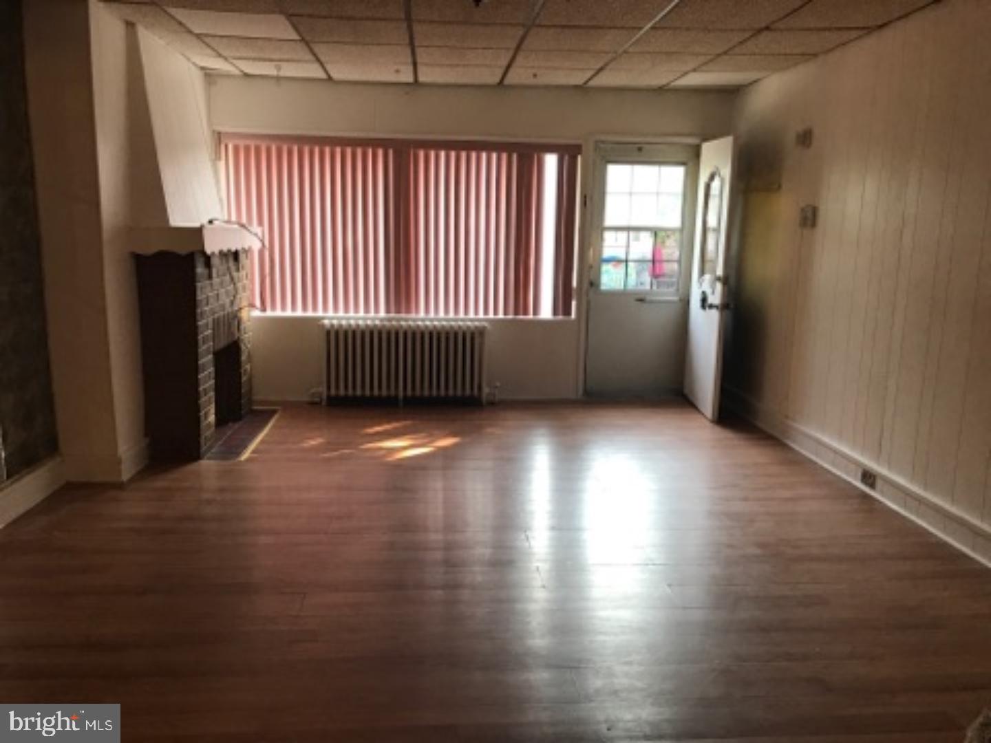 OXFORD CIRCLE - Residential