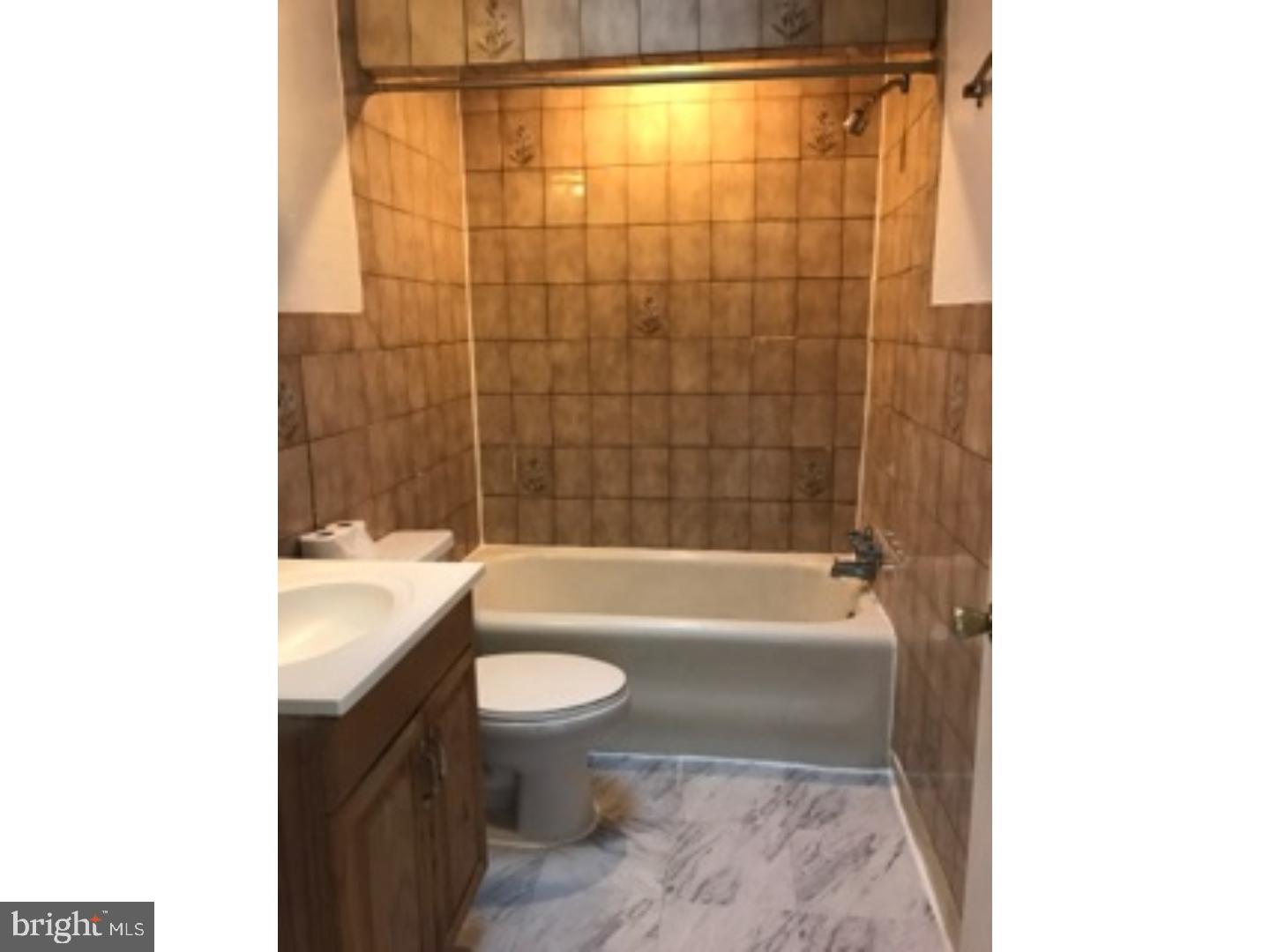 OXFORD CIRCLE - Residential