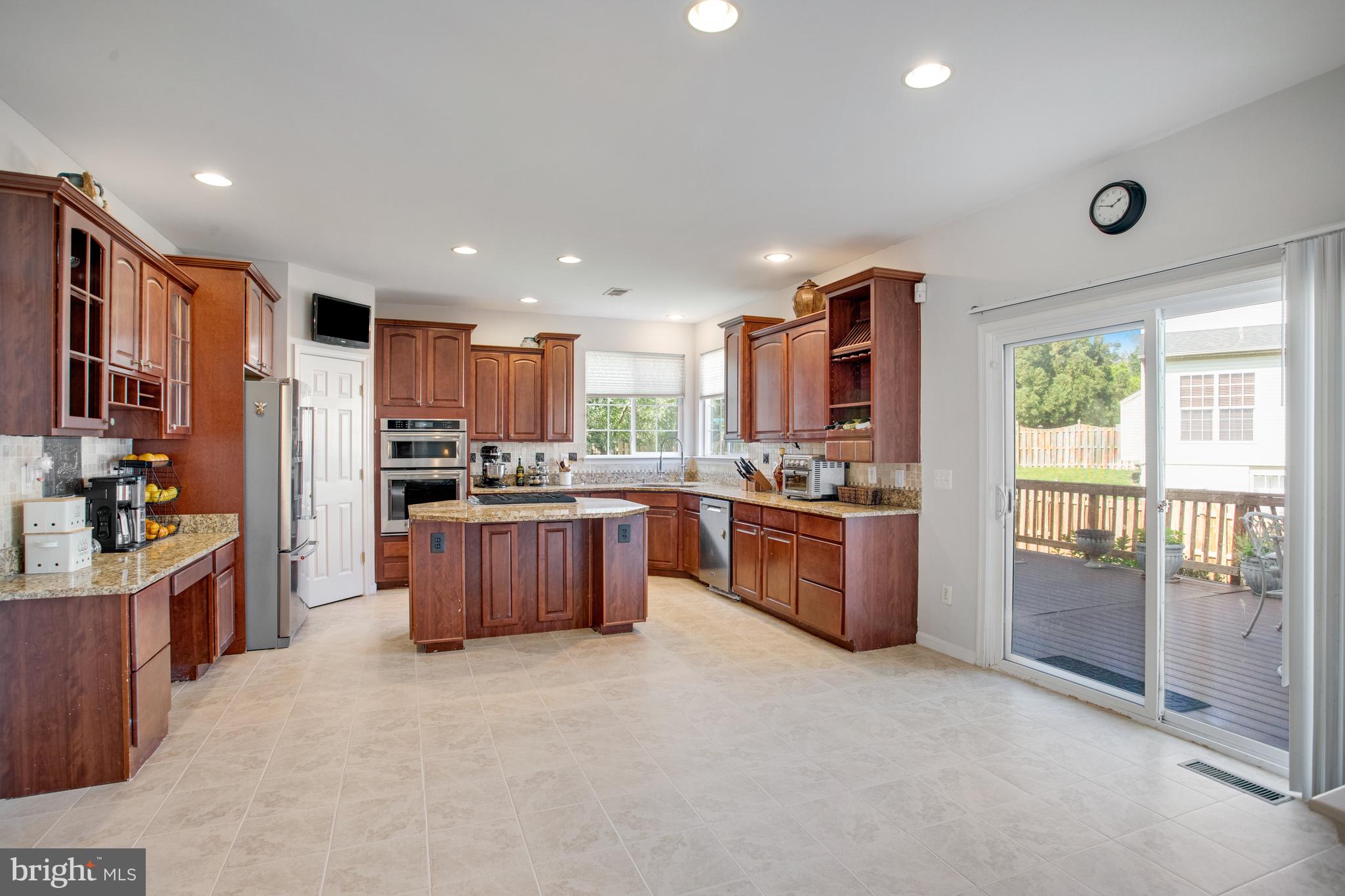 CROSSMAN CREEK - Residential