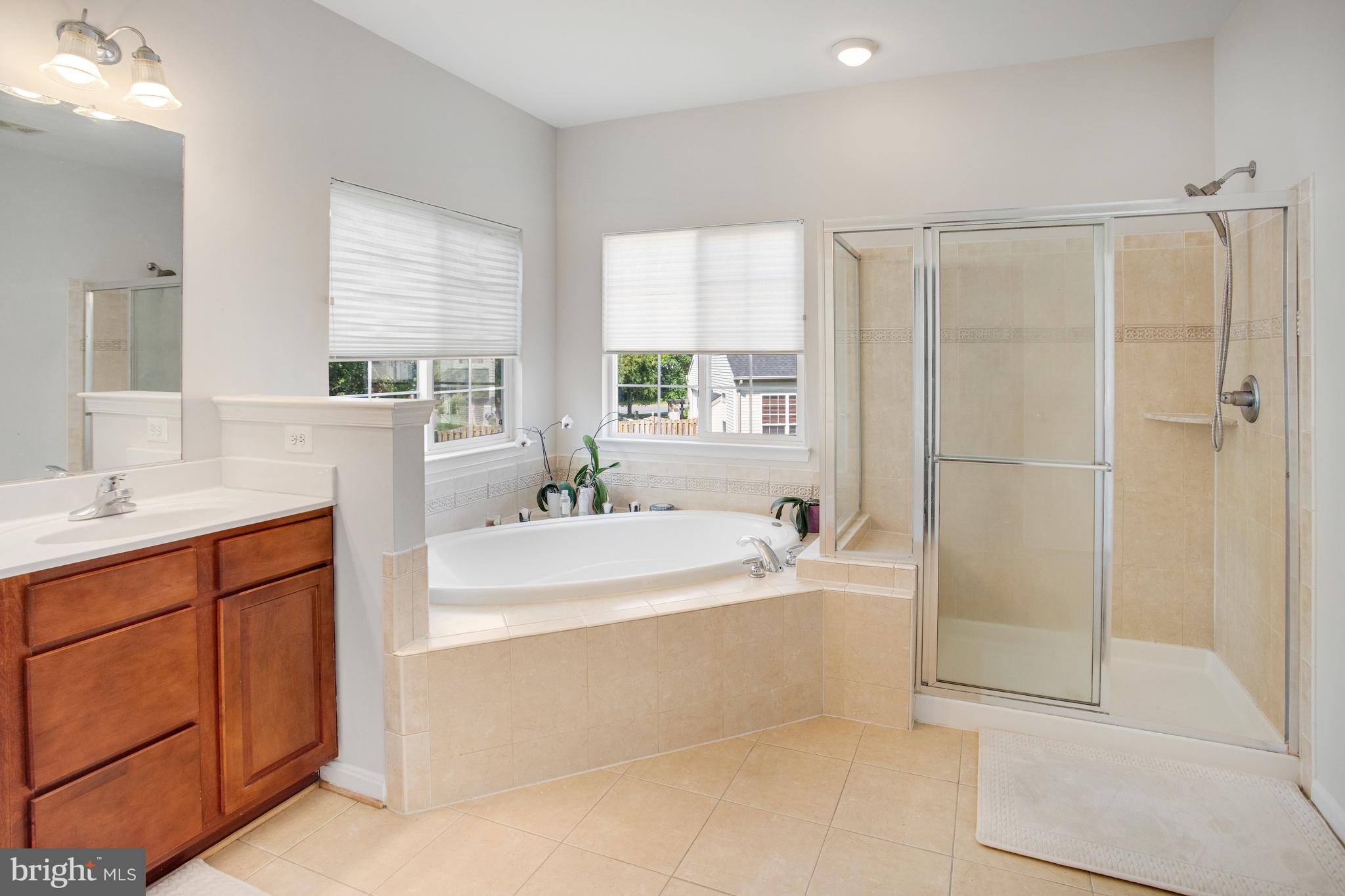 CROSSMAN CREEK - Residential