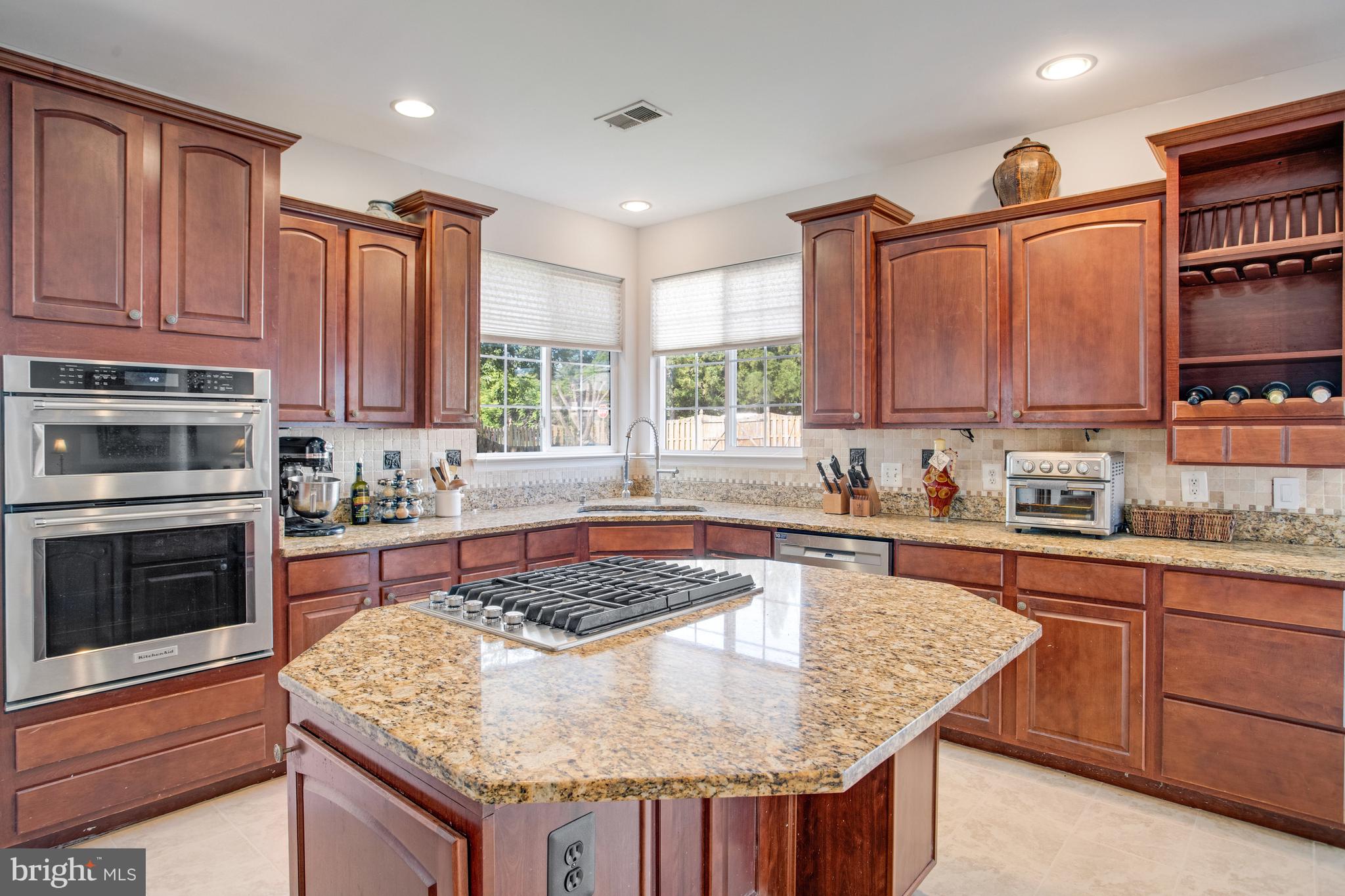 CROSSMAN CREEK - Residential