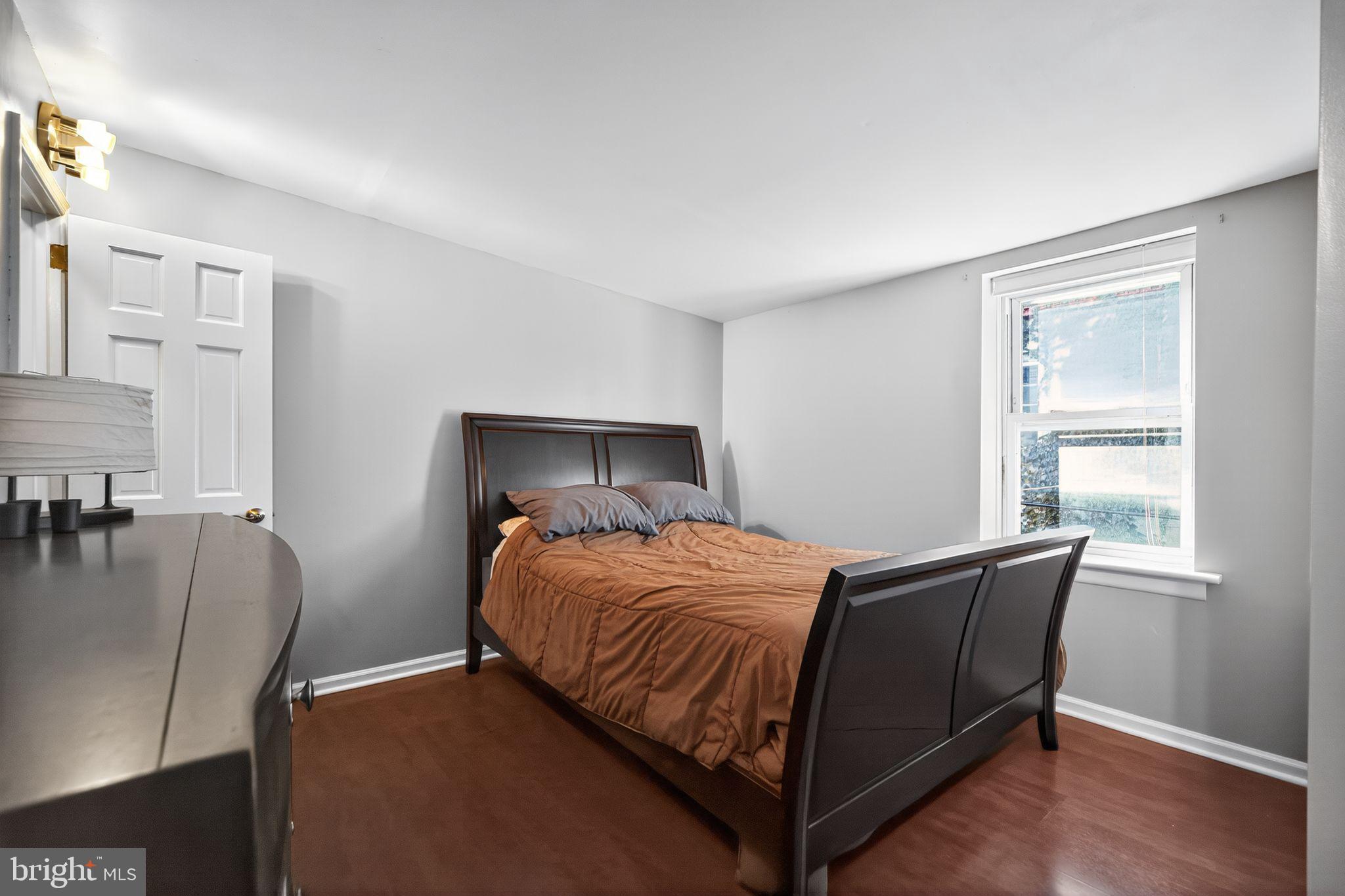 GRADUATE HOSPITAL - Residential