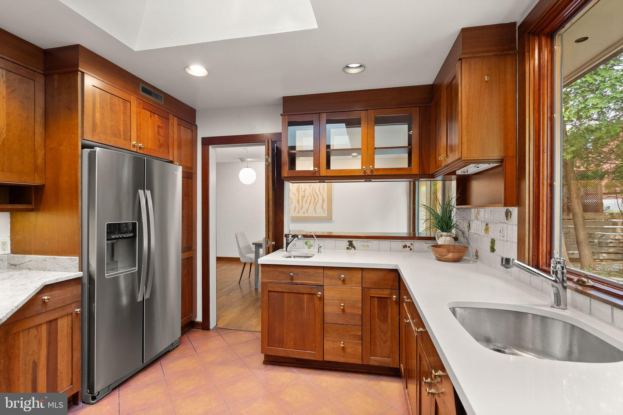 HIGH POINT - Residential