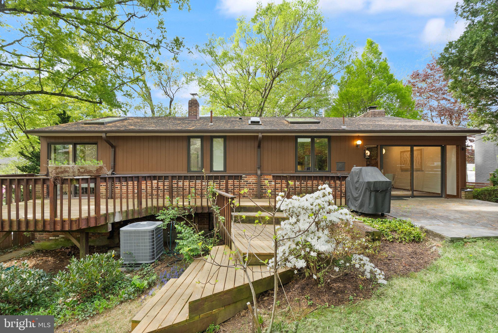 HIGH POINT - Residential