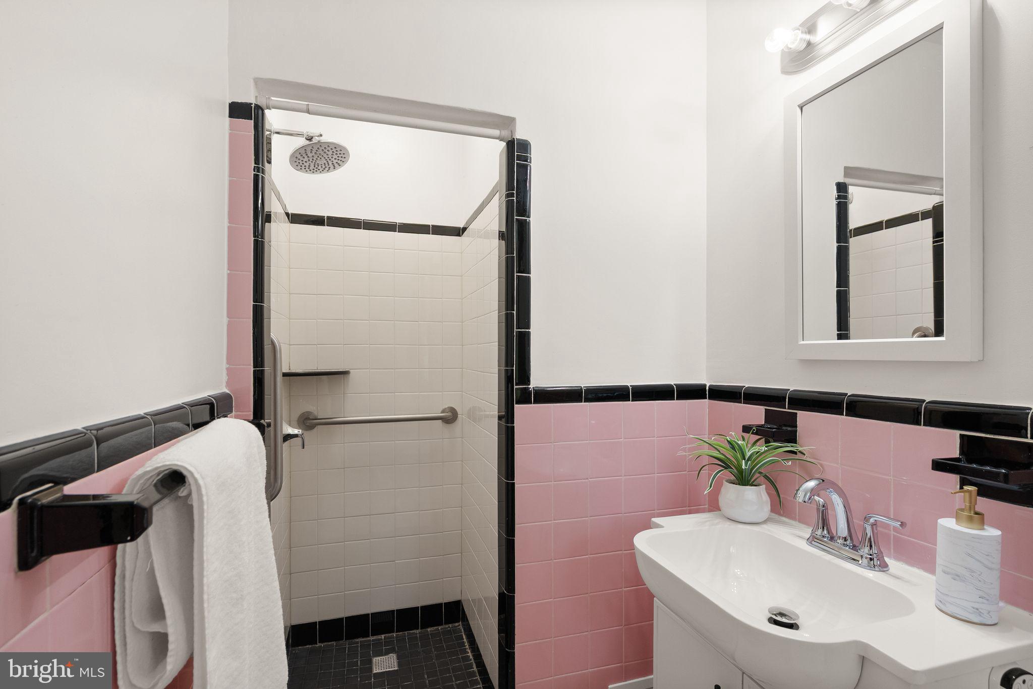 HIGH POINT - Residential