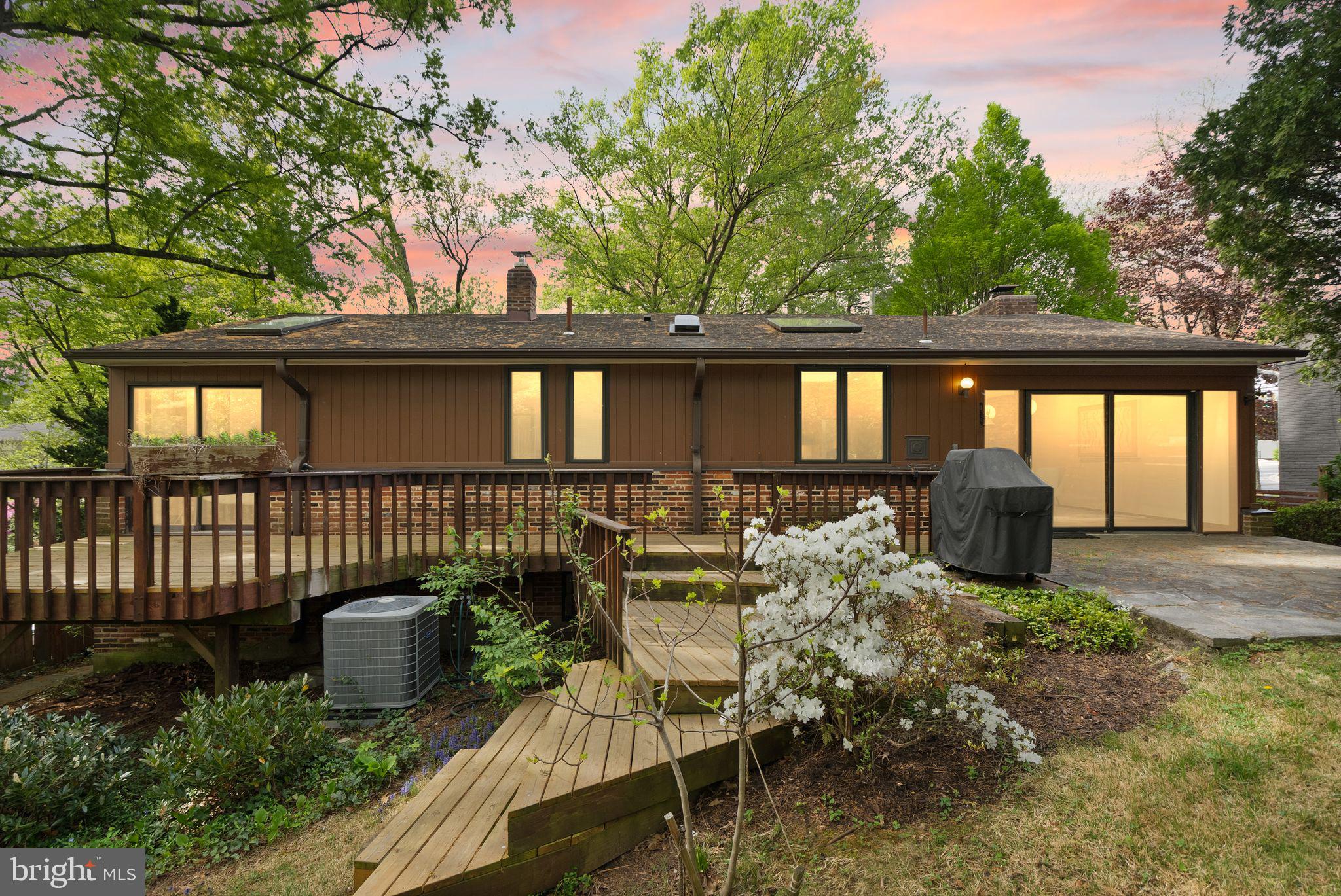 HIGH POINT - Residential