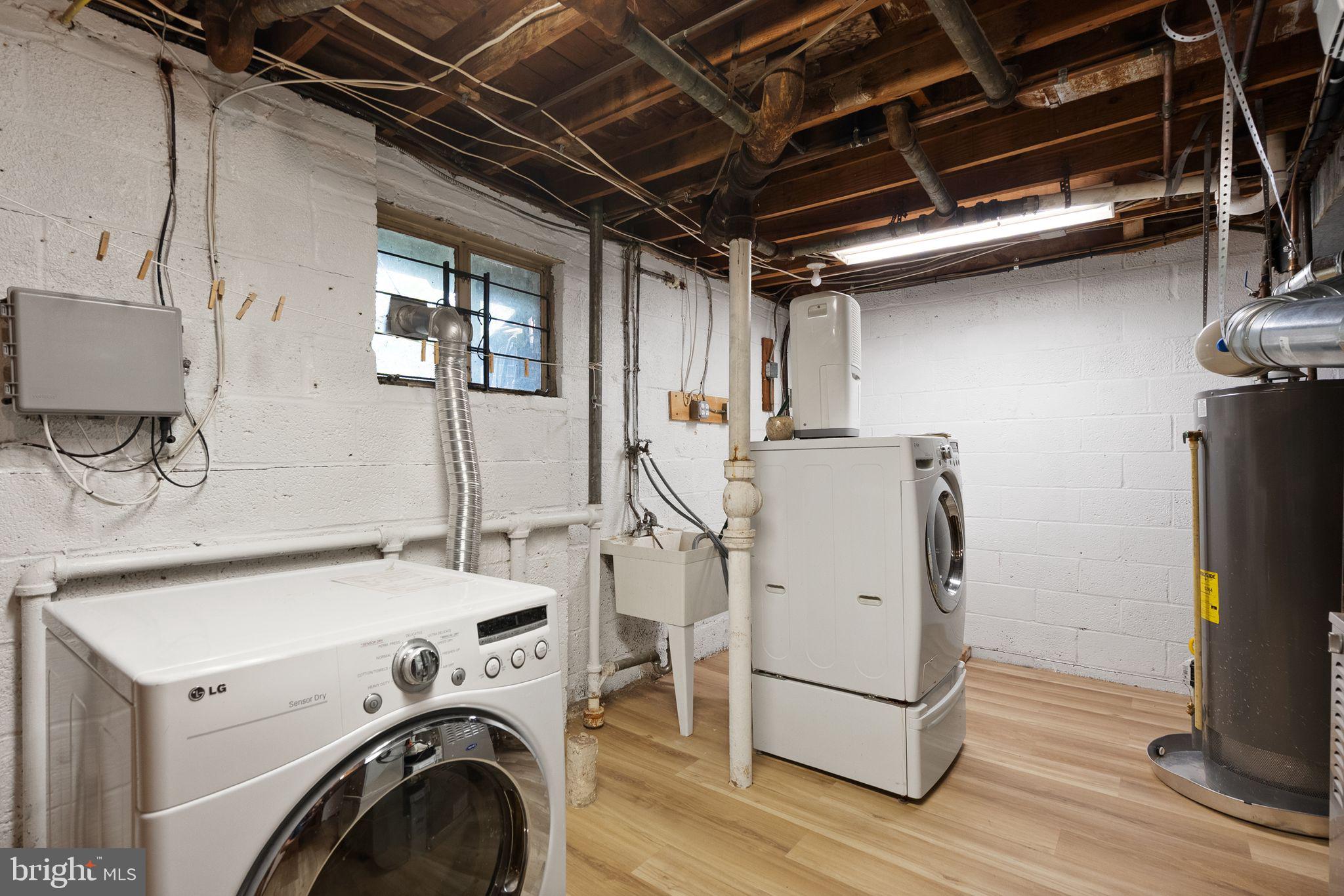 HIGH POINT - Residential