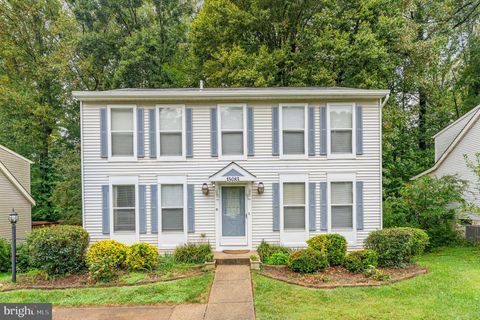 15083 HOLLEYSIDE DRIVE DUMFRIES VA 22025