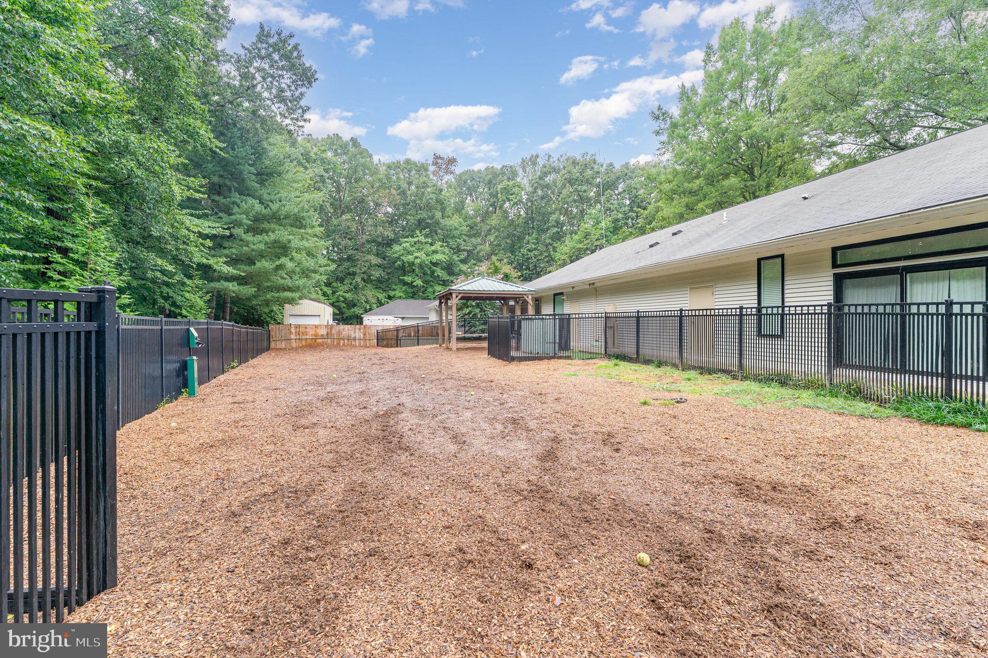 MONTCLAIR - Residential