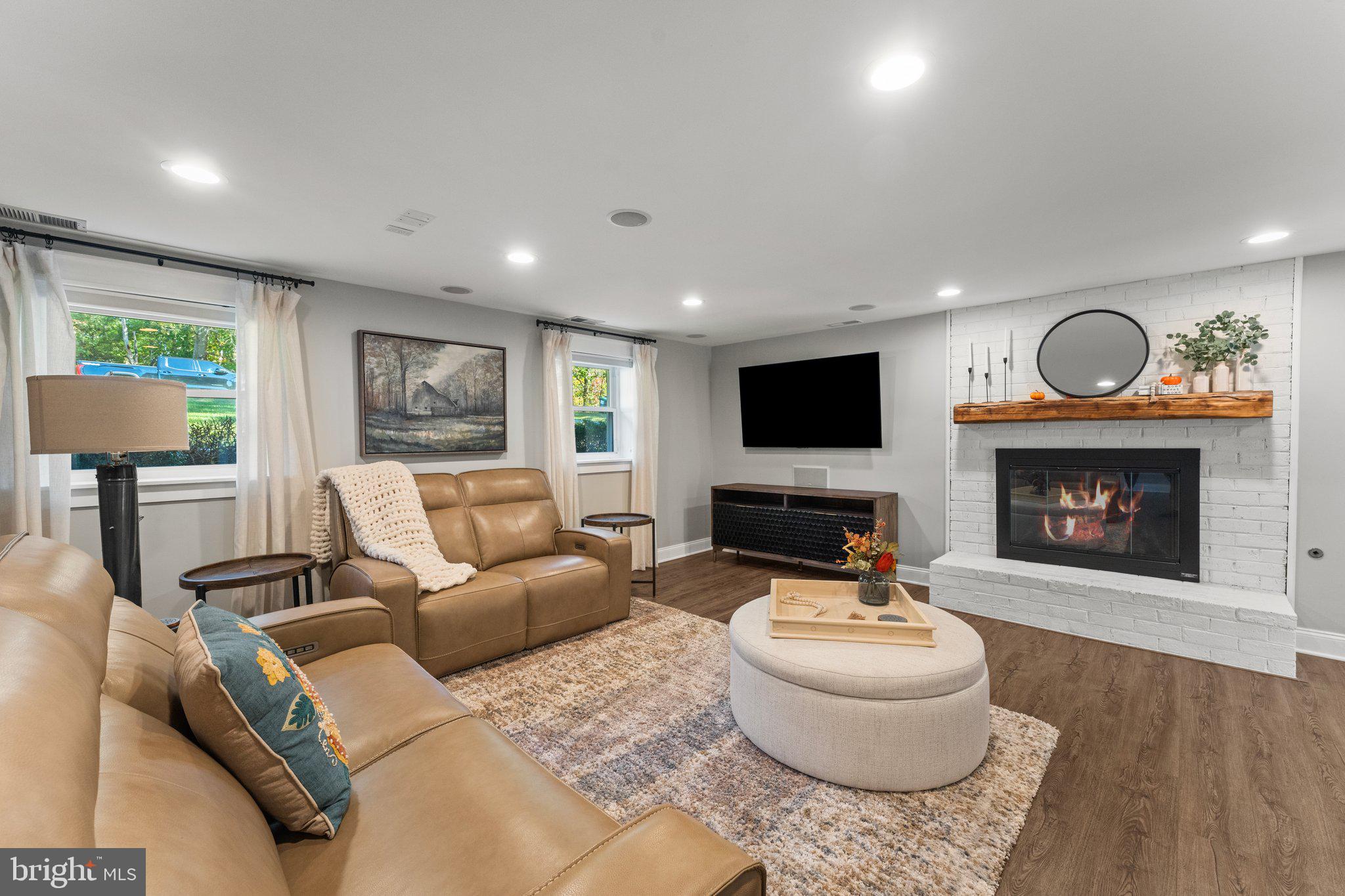 BAYVIEW ESTATES - Residential