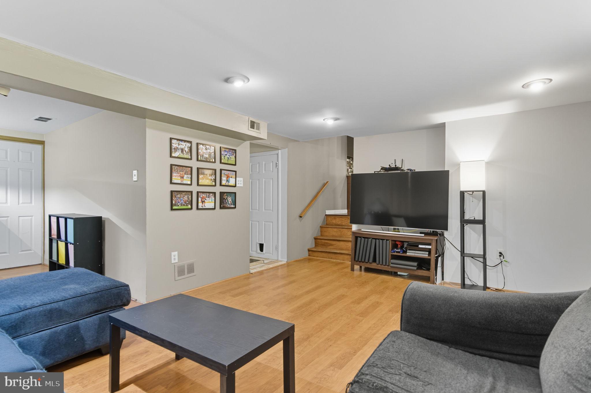 PINE VALLEY - Residential