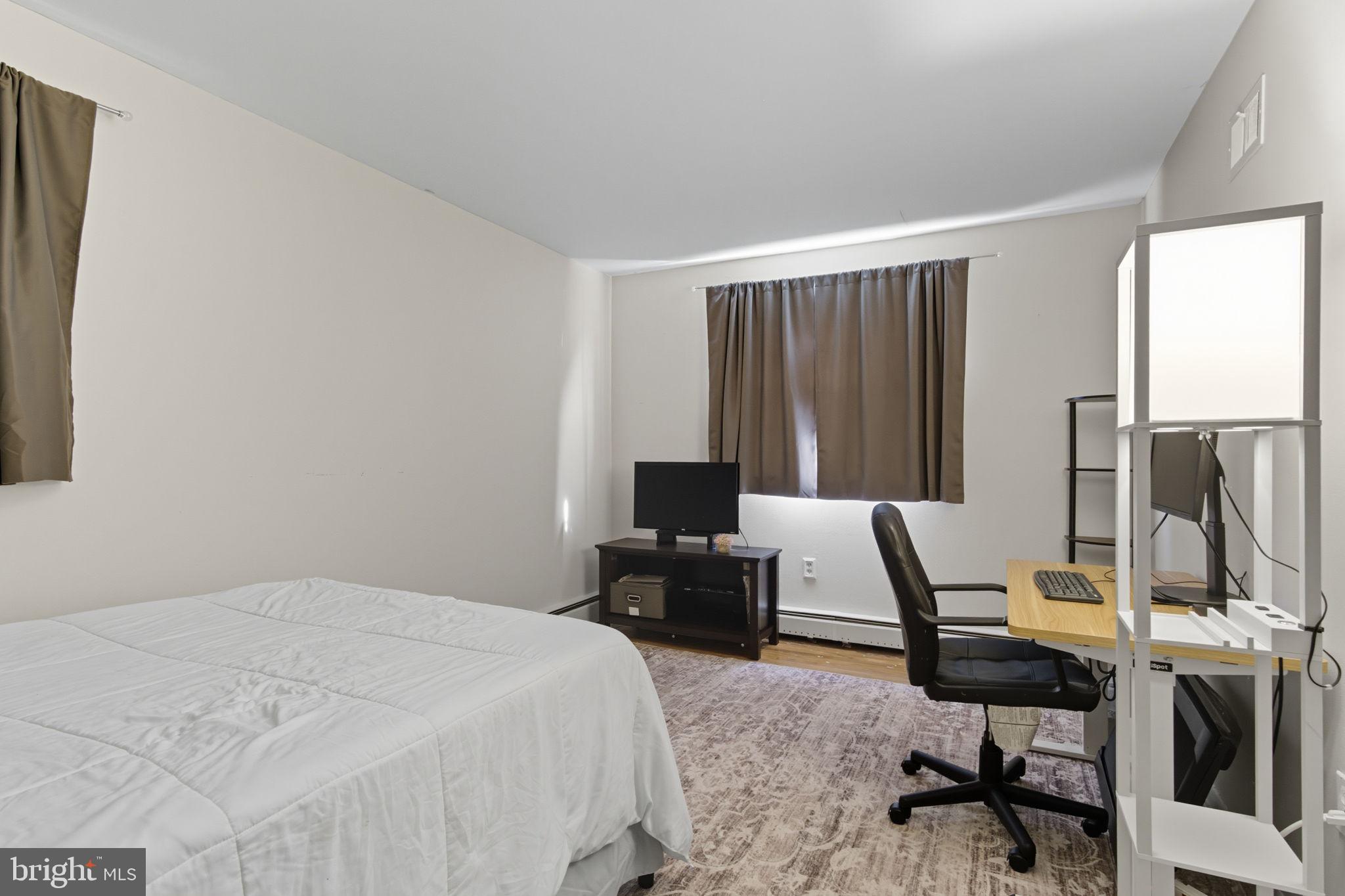 PINE VALLEY - Residential