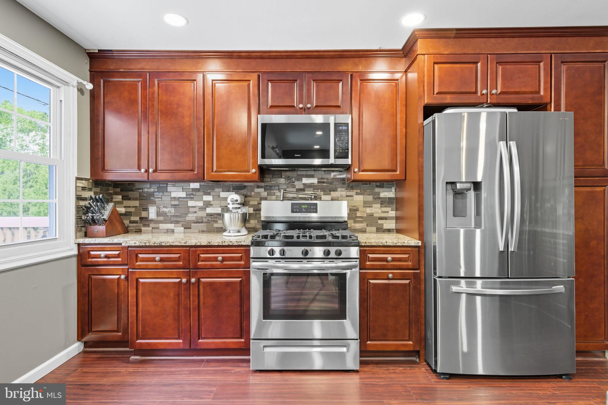 PINE VALLEY - Residential