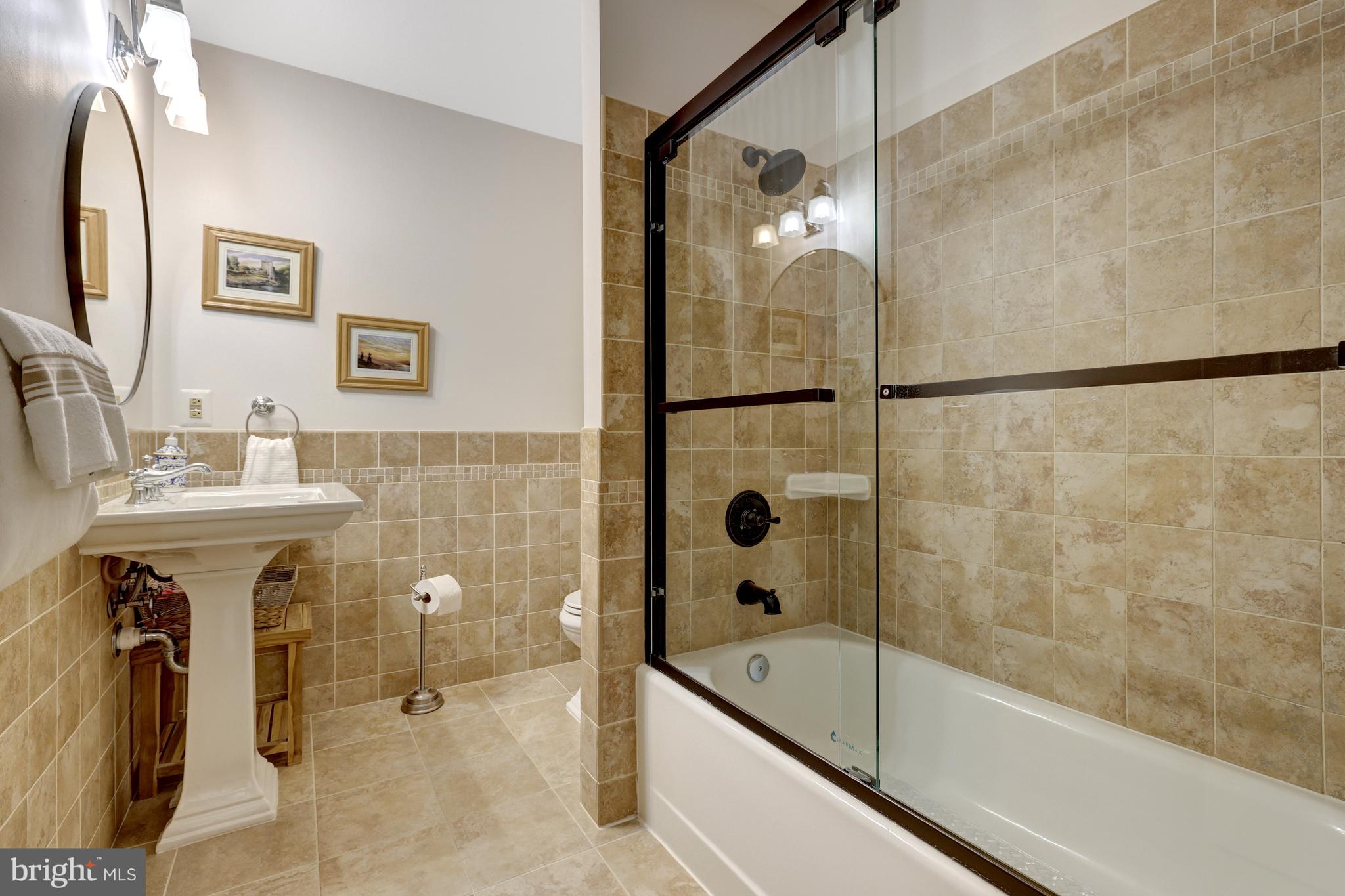 EAGON HILLS - Residential