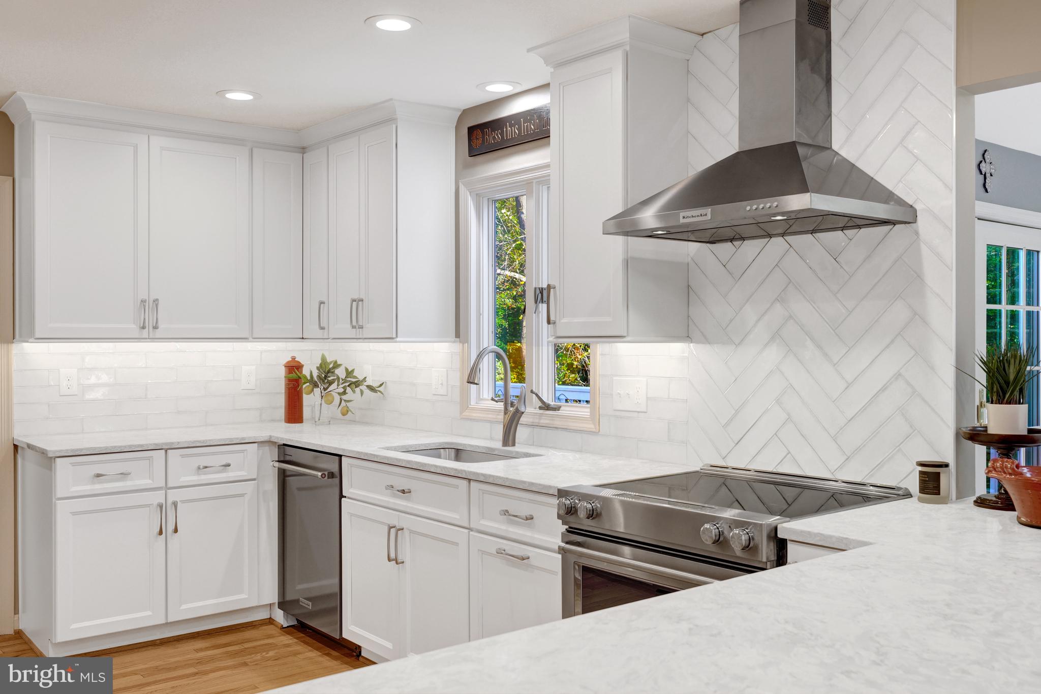 EAGON HILLS - Residential