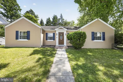 66 Birchwood Knoll, Lawrence Township, NJ MLS: NJME2078610